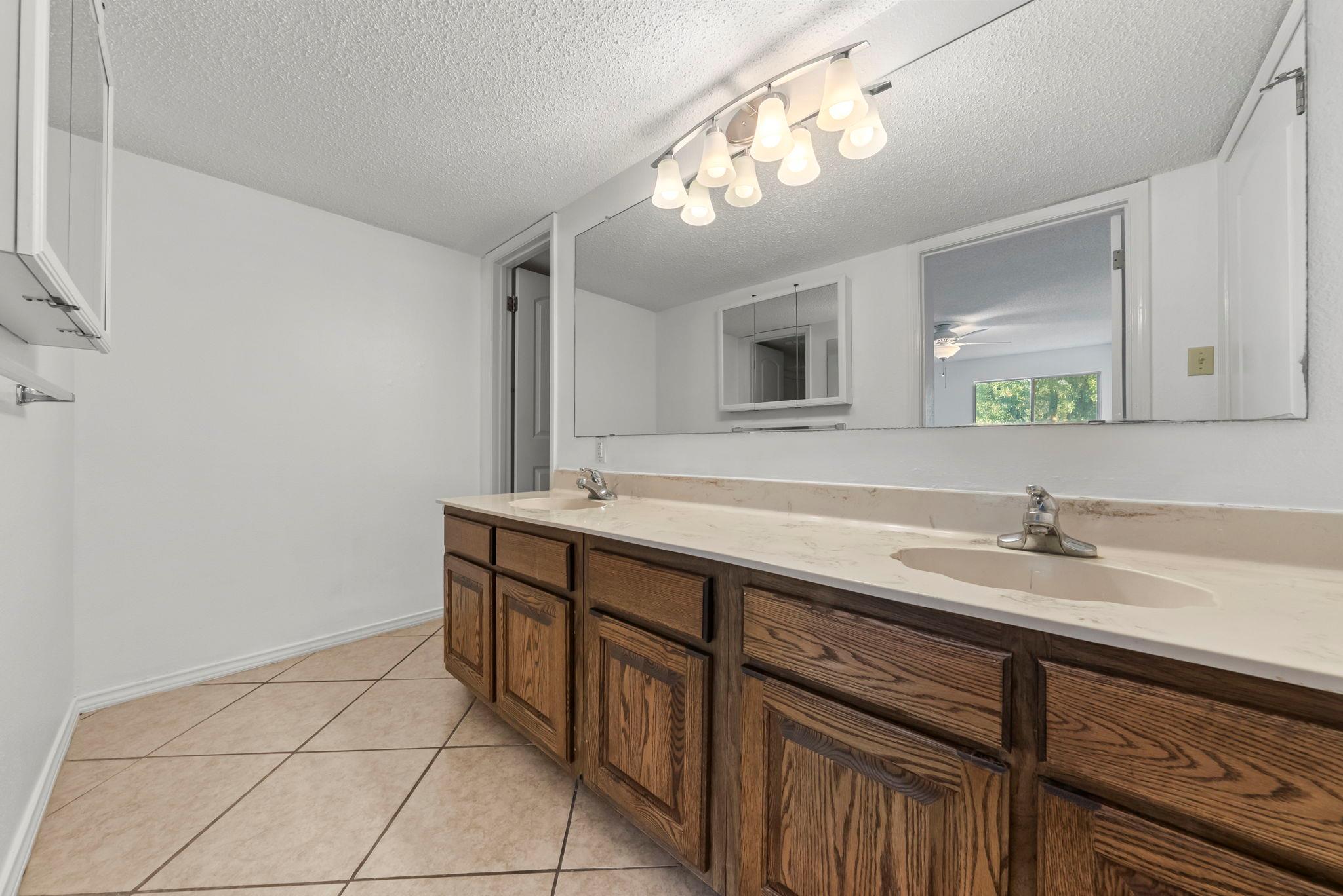 300 Out Yonder # 178, Horseshoe Bay, TX 78657