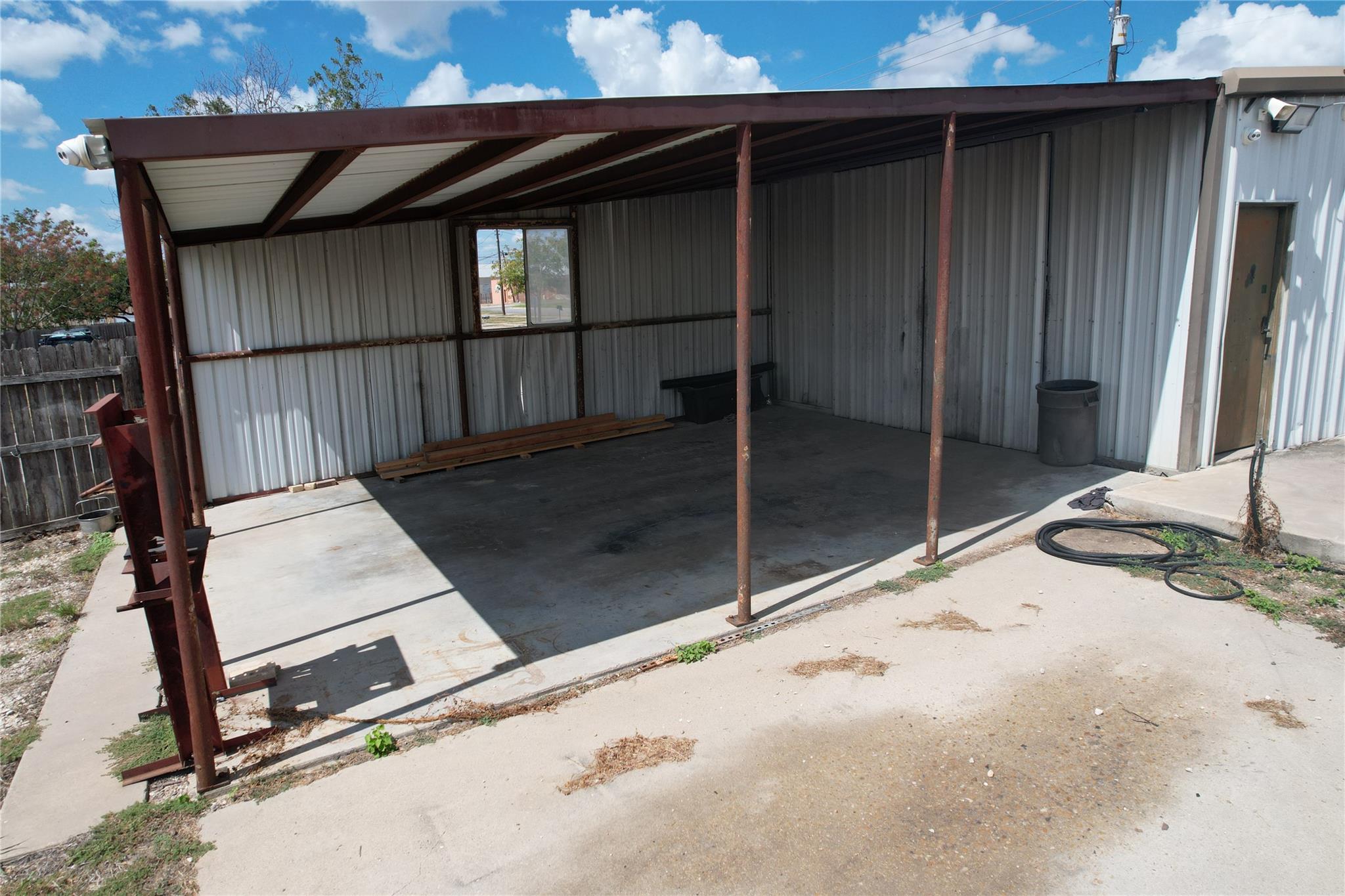 218 Elliott St, Taylor, TX 76574