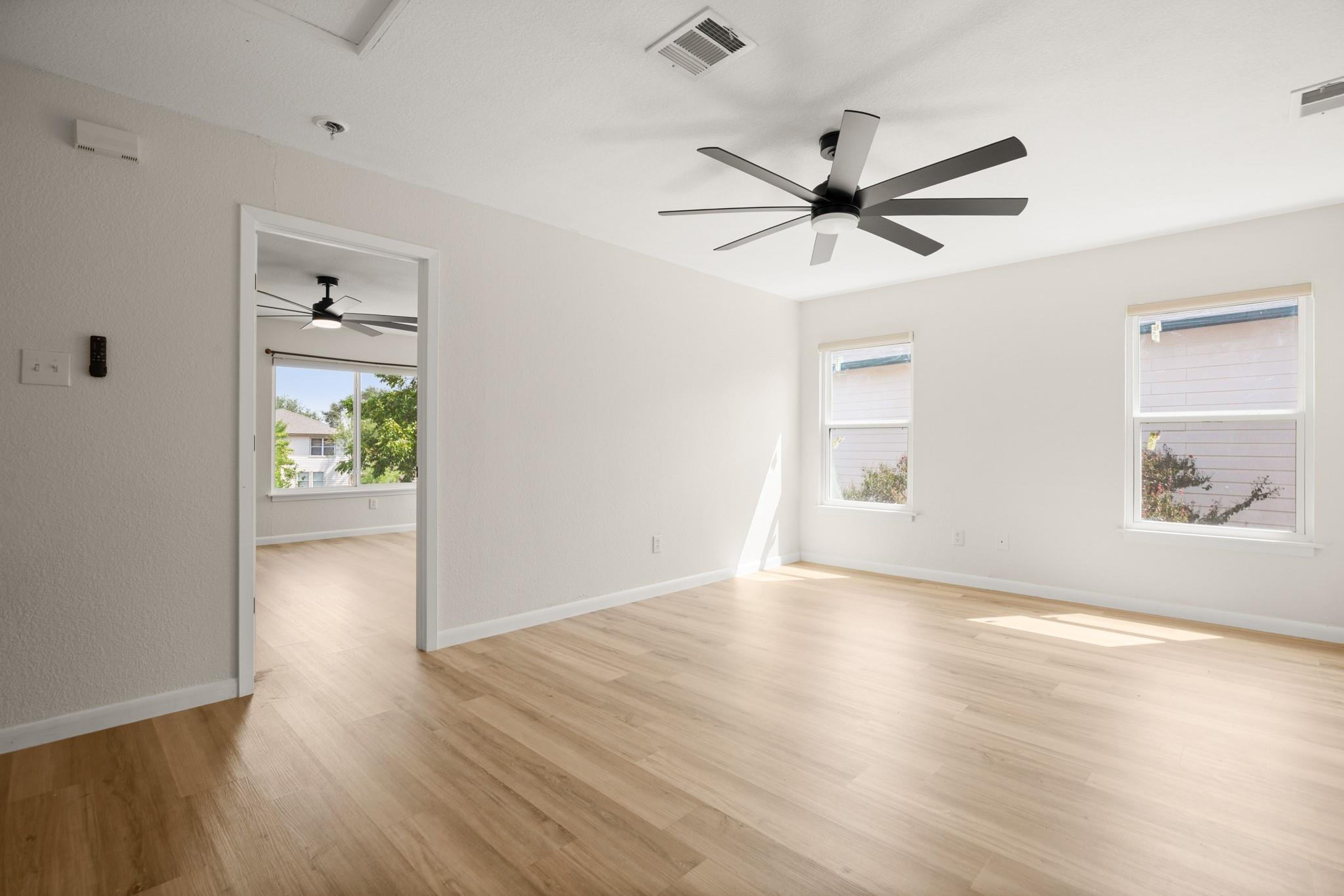 13421 Vizquel Loop, Del Valle, TX 78617