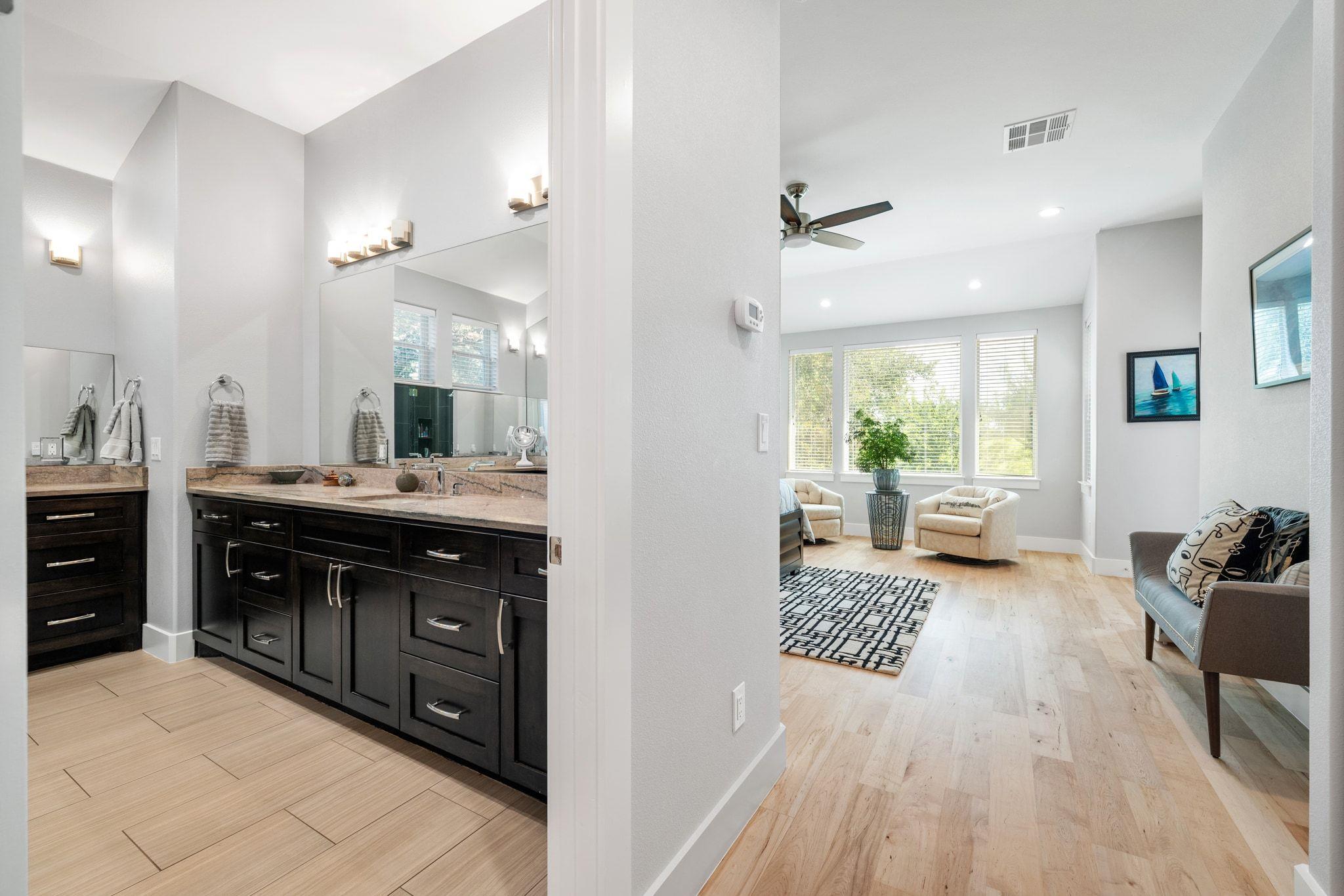 502 Lakeway Dr, Lakeway, TX 78734