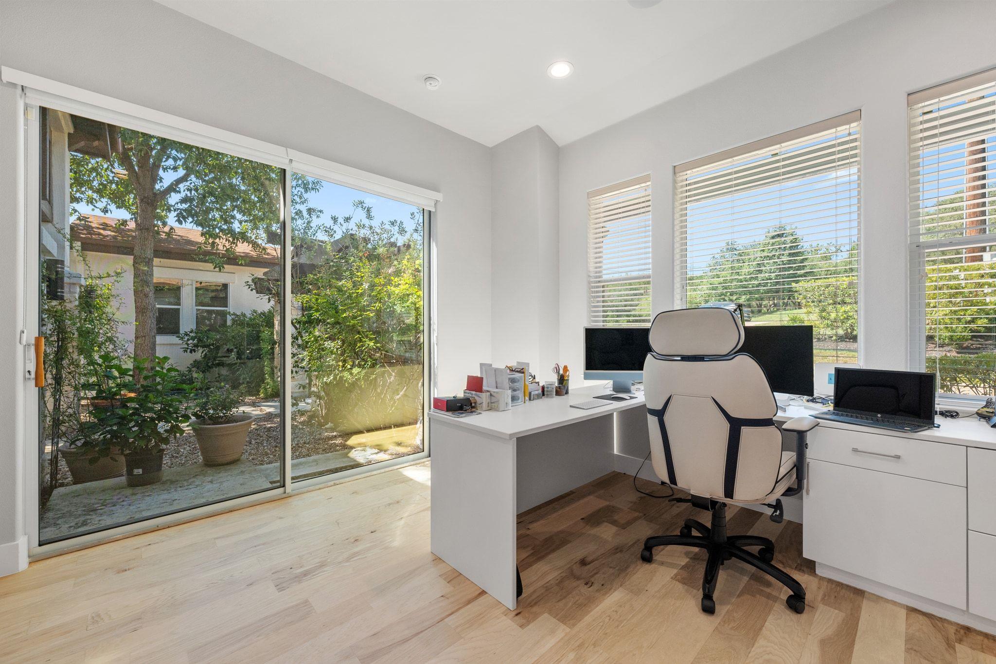 502 Lakeway Dr, Lakeway, TX 78734