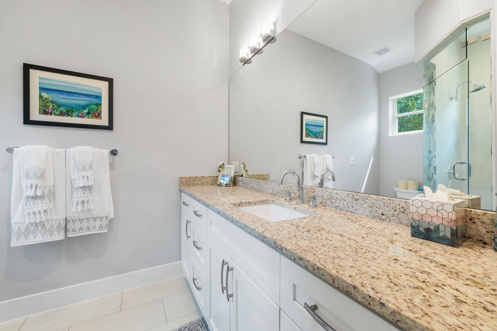 502 Lakeway Dr, Lakeway, TX 78734