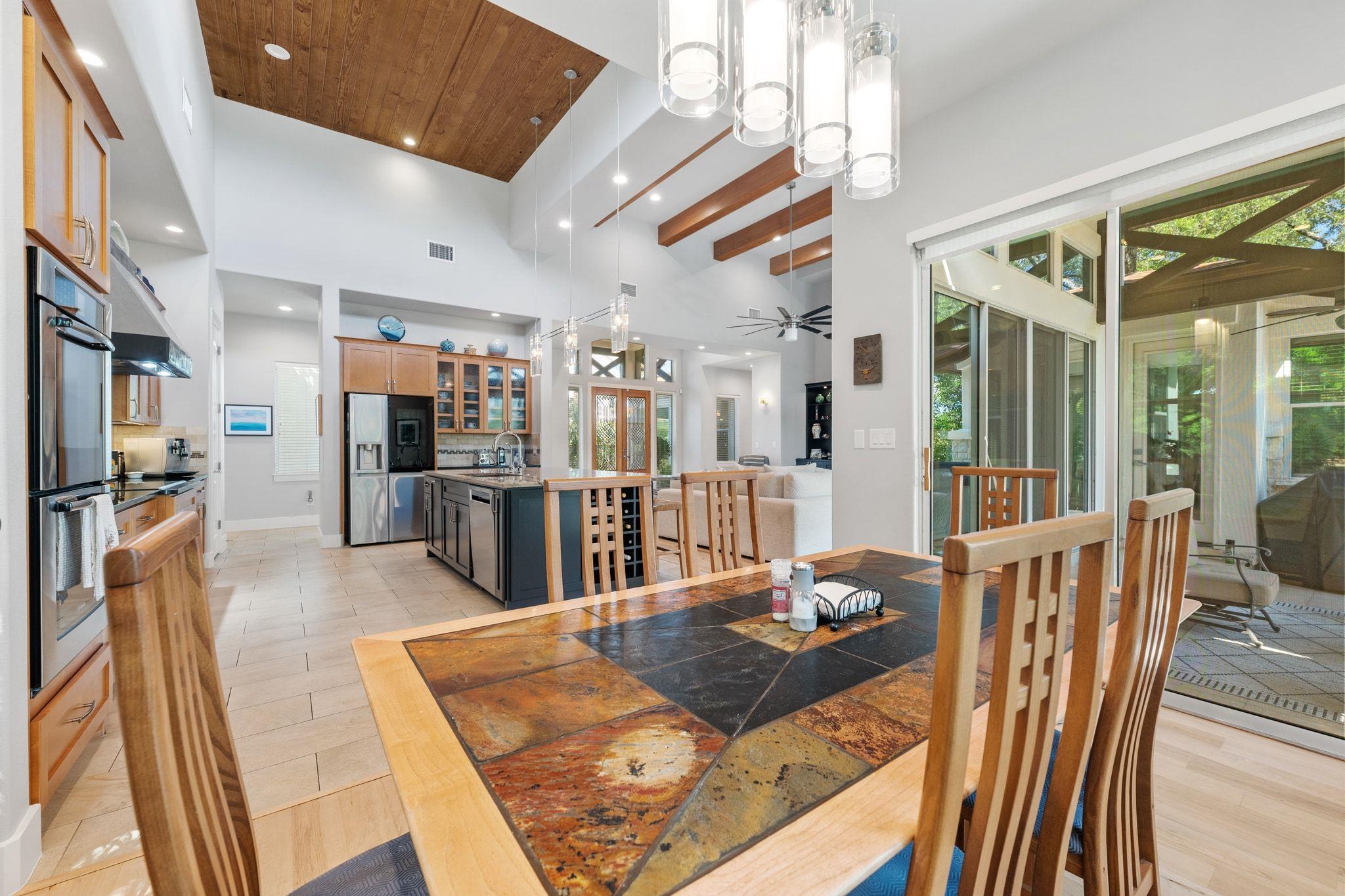 502 Lakeway Dr, Lakeway, TX 78734