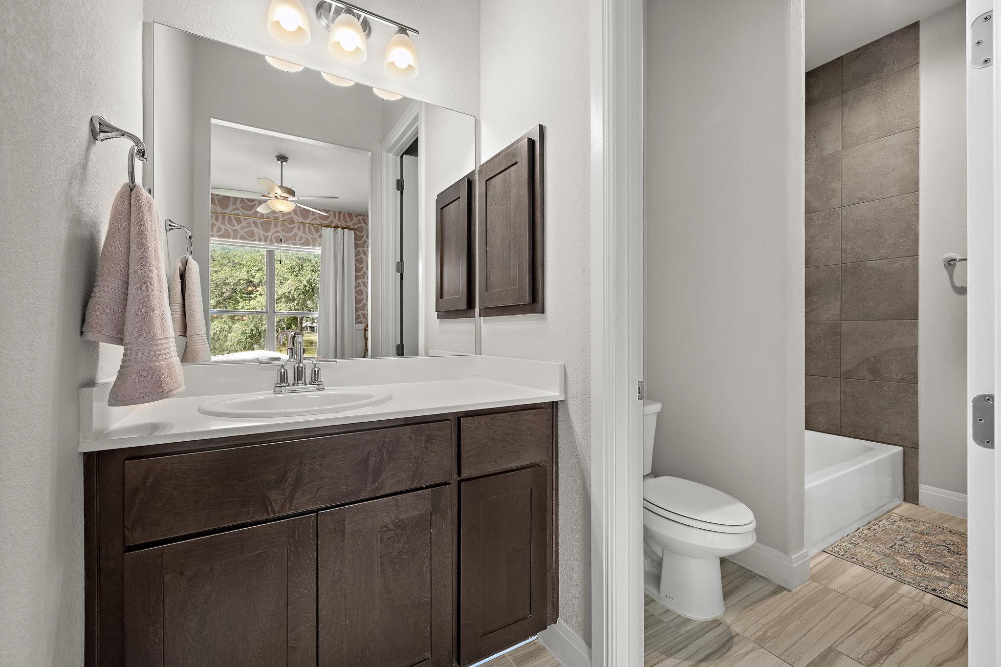 104 Green Branch Ct, Liberty Hill, TX 78642