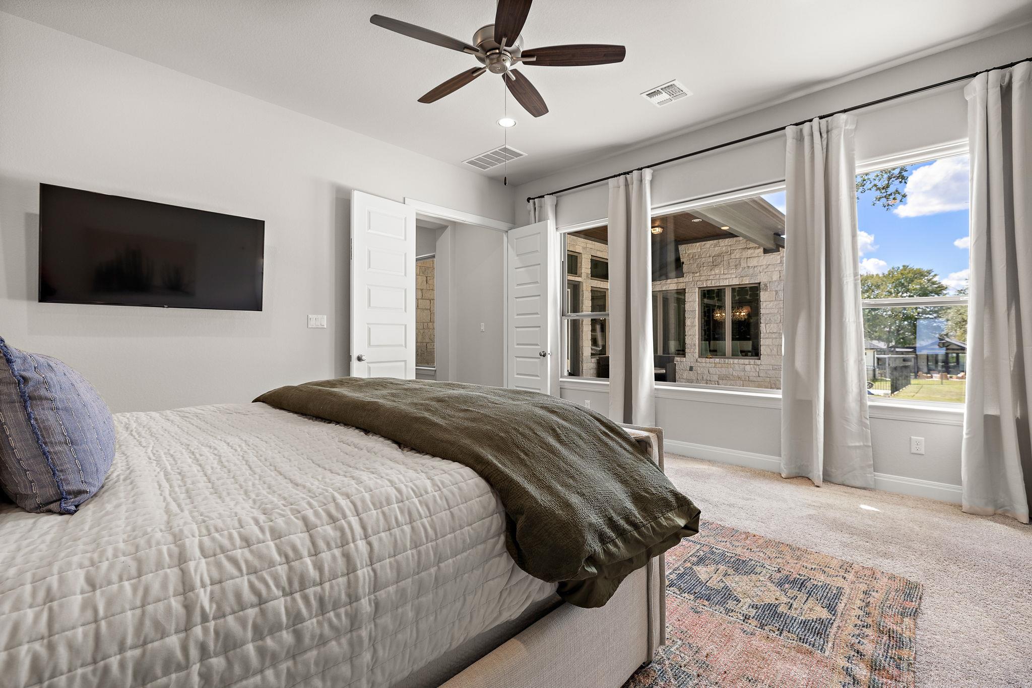 104 Green Branch Ct, Liberty Hill, TX 78642