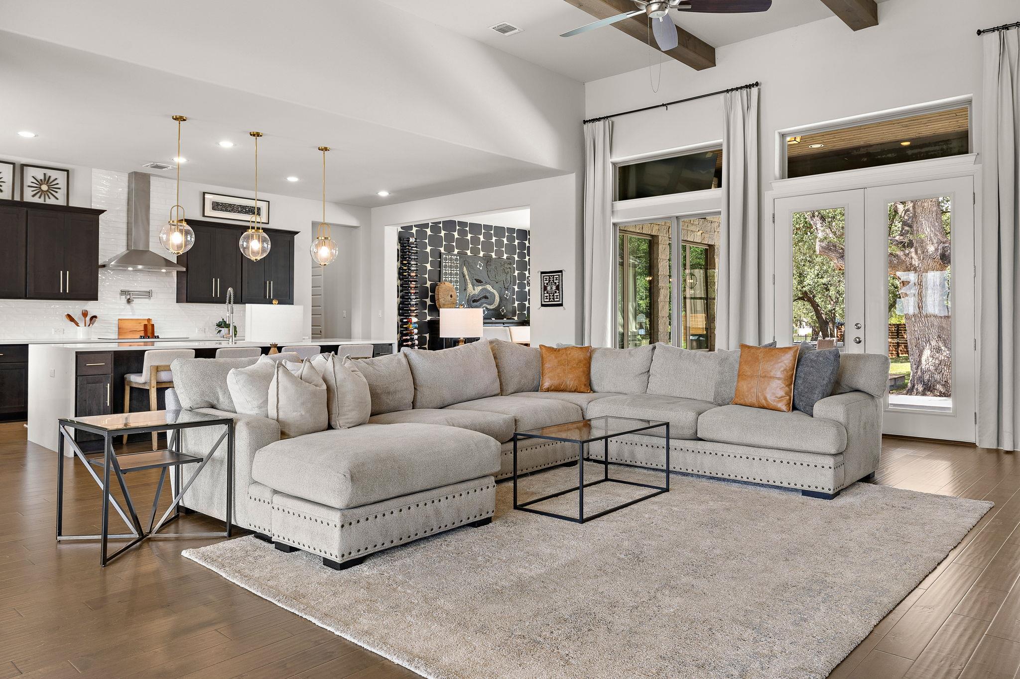 104 Green Branch Ct, Liberty Hill, TX 78642