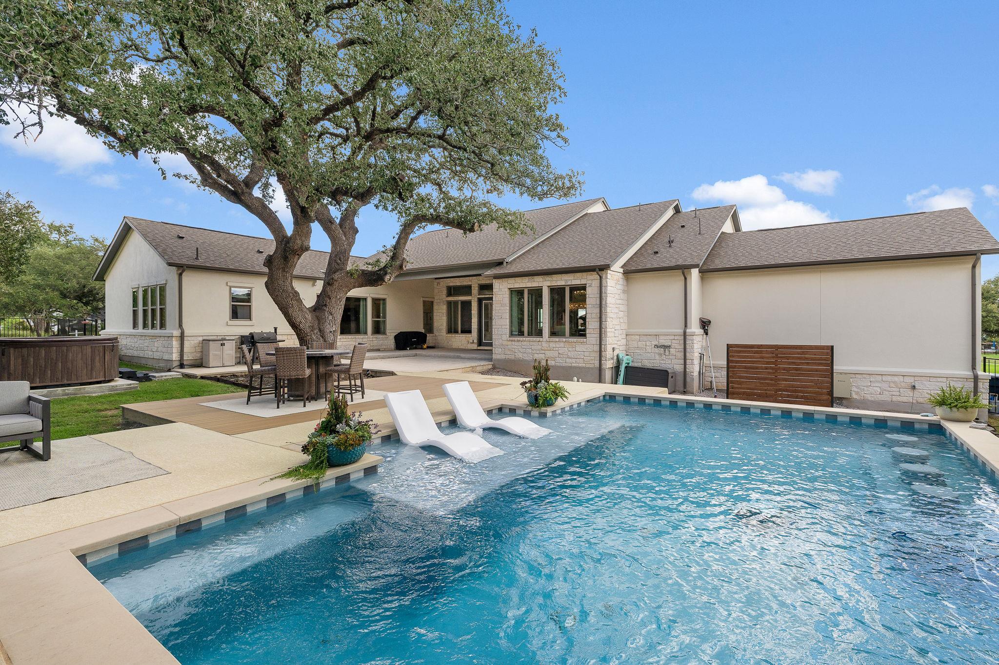 104 Green Branch Ct, Liberty Hill, TX 78642