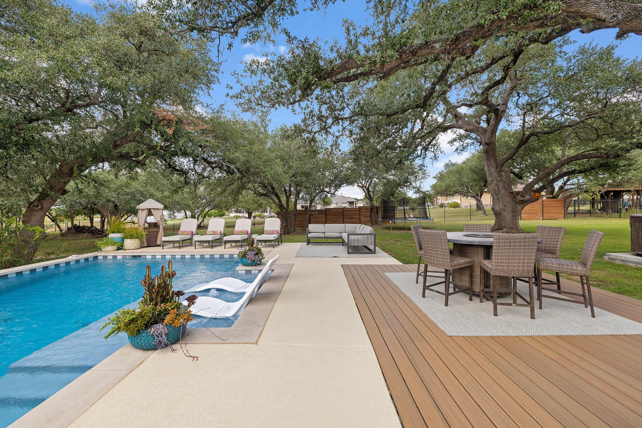 104 Green Branch Ct, Liberty Hill, TX 78642