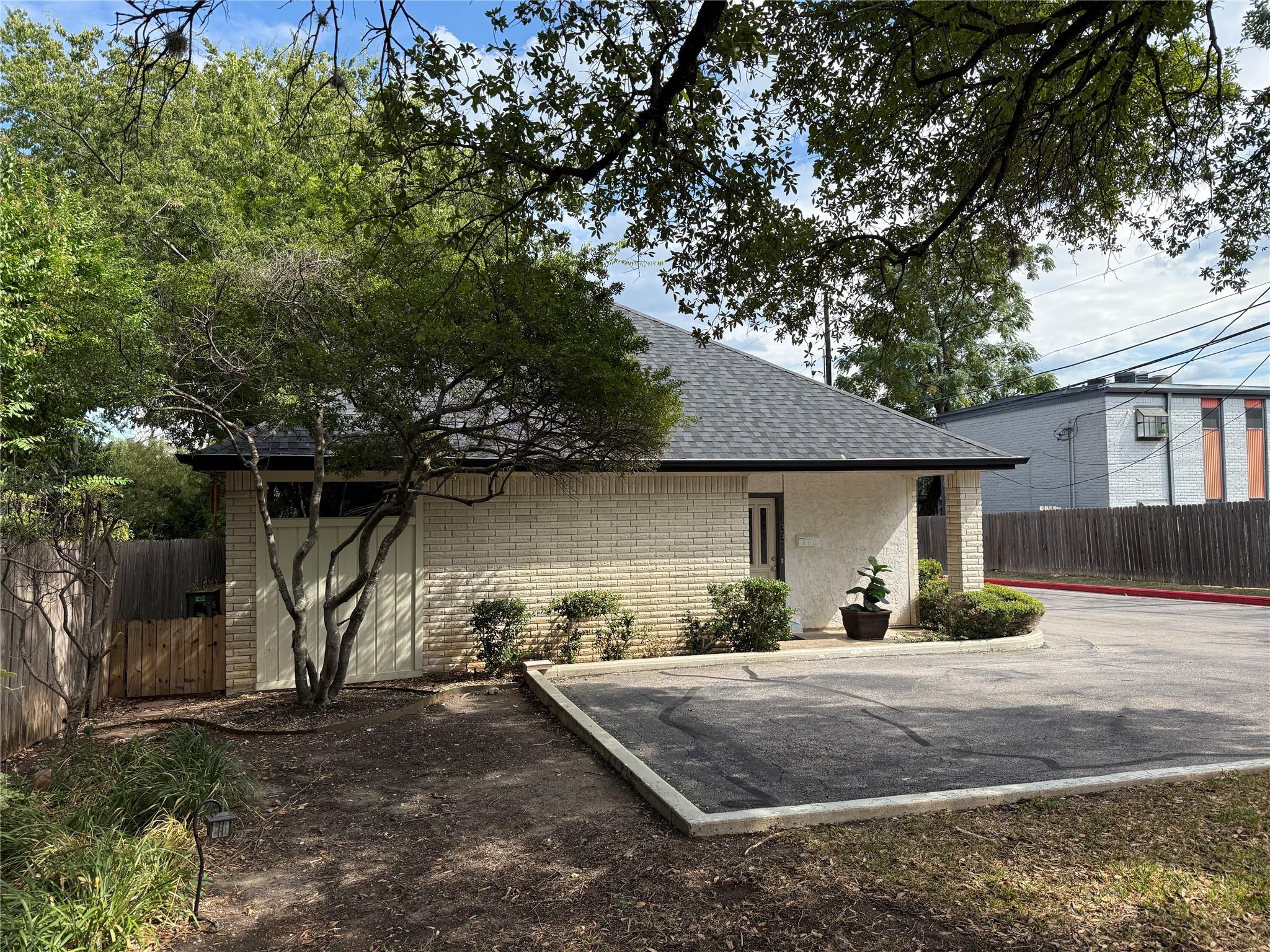 1307 KINNEY Ave # 133, Austin, TX 78704