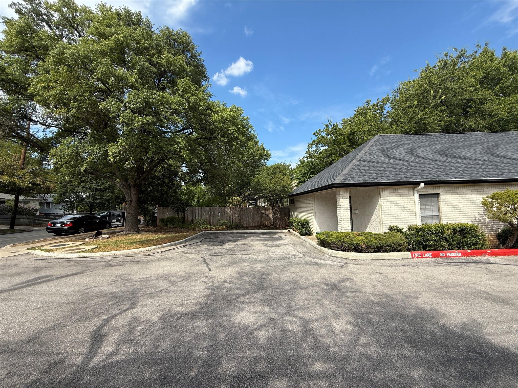 1307 KINNEY Ave # 133, Austin, TX 78704