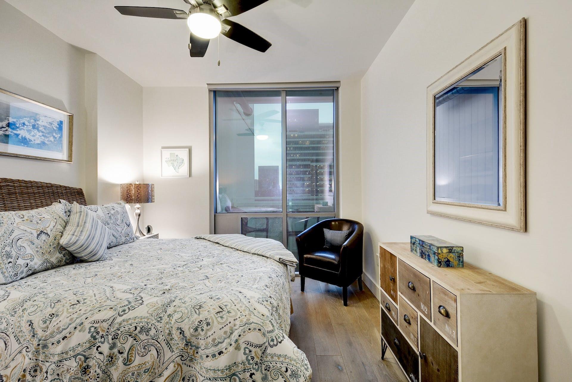 222 West Ave # 1911, Austin, TX 78701