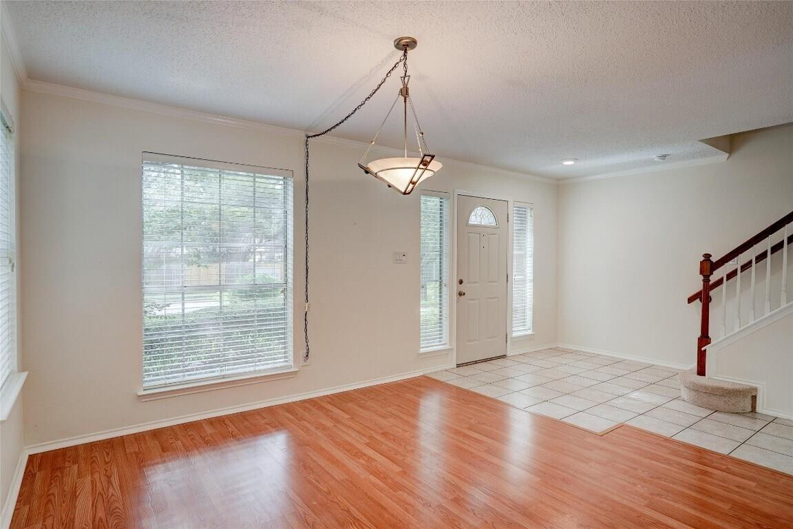 7604 Napier Trl, Austin, TX 78729