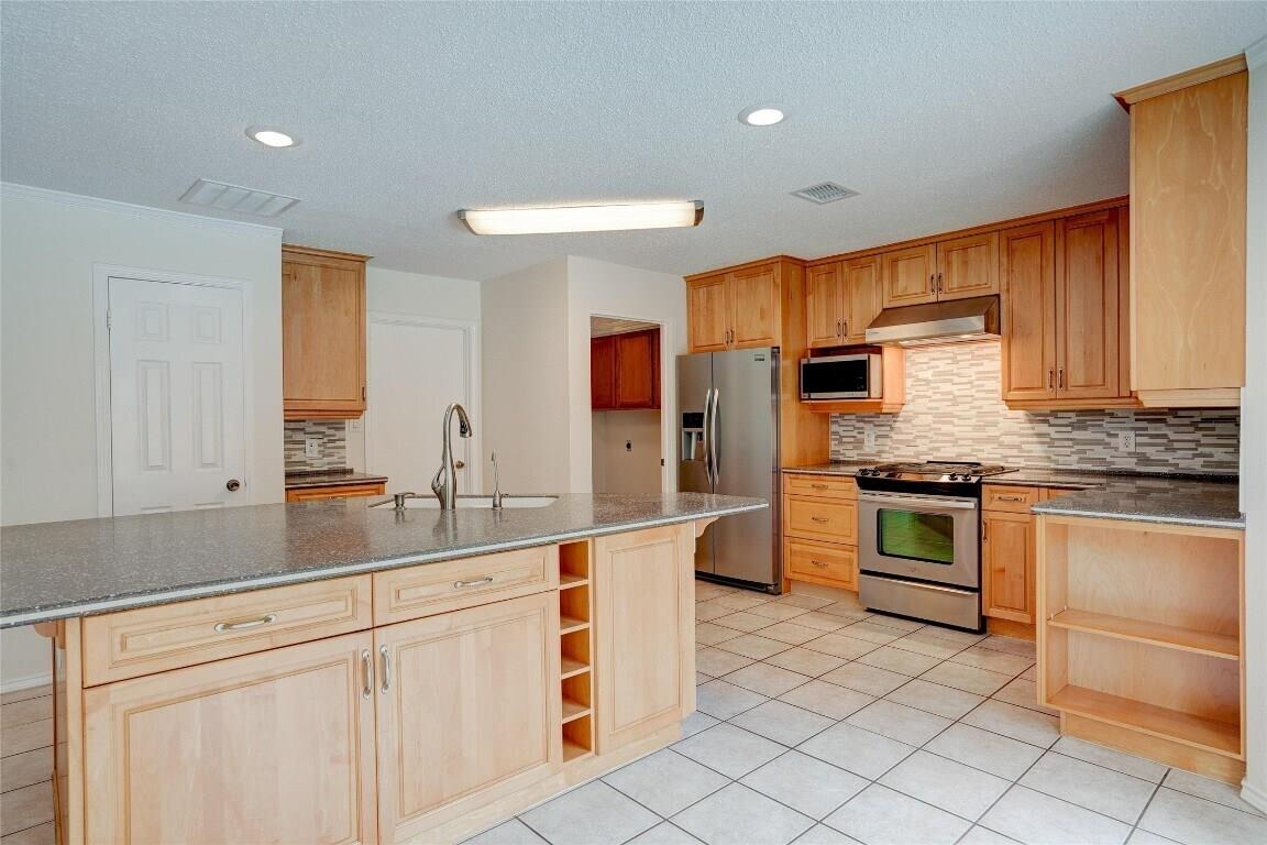 7604 Napier Trl, Austin, TX 78729