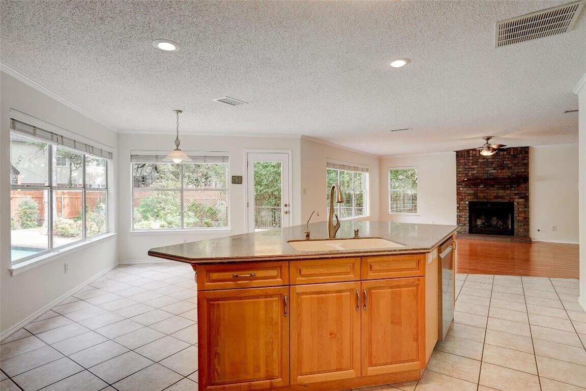 7604 Napier Trl, Austin, TX 78729