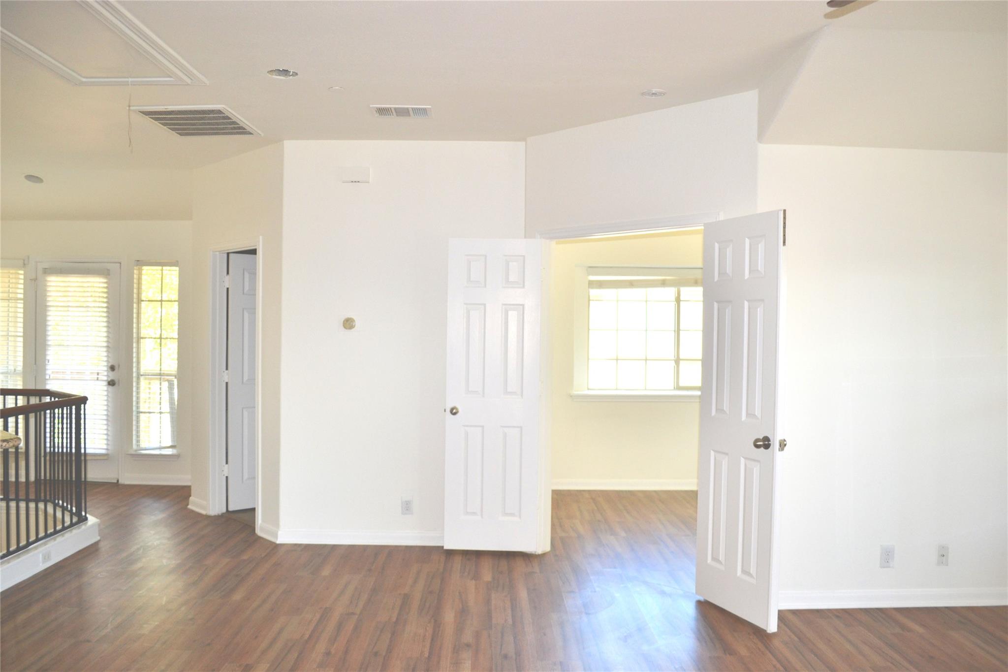 9201 Brodie Ln # 101, Austin, TX 78748