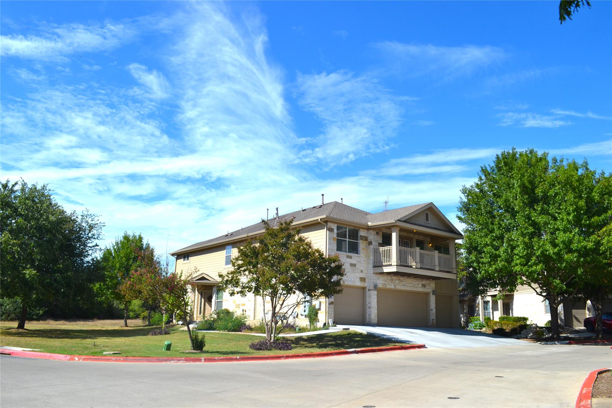 9201 Brodie Ln # 101, Austin, TX 78748