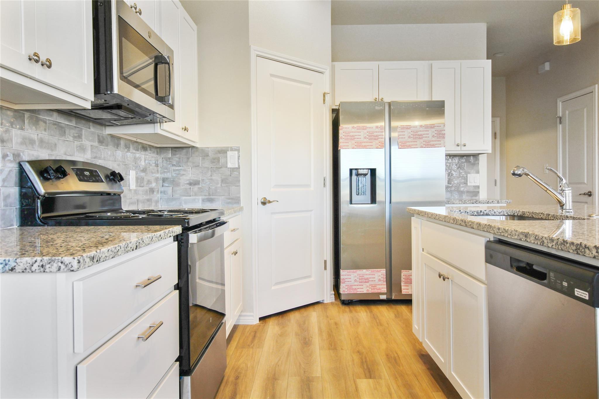 518 Whirlaway Dr # A, Jarrell, TX 76537