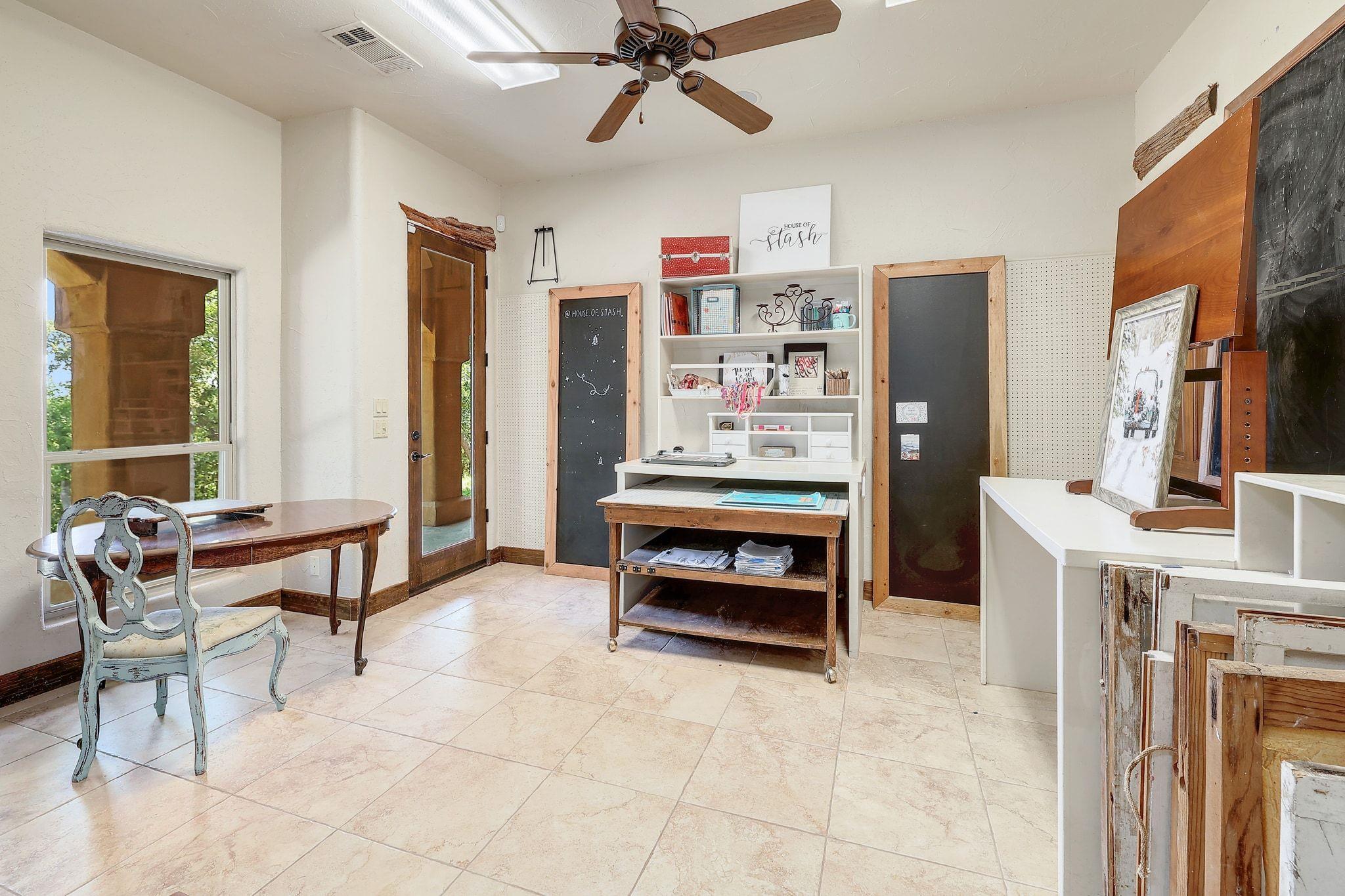 1120 Redbird Rd, Georgetown, TX 78626