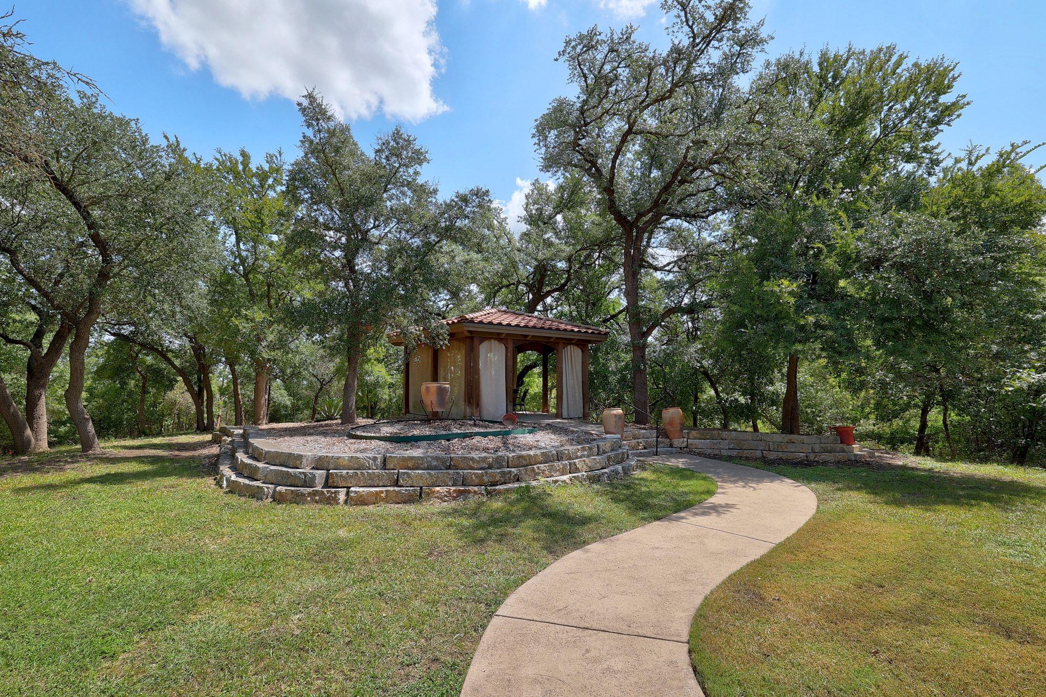 1120 Redbird Rd, Georgetown, TX 78626