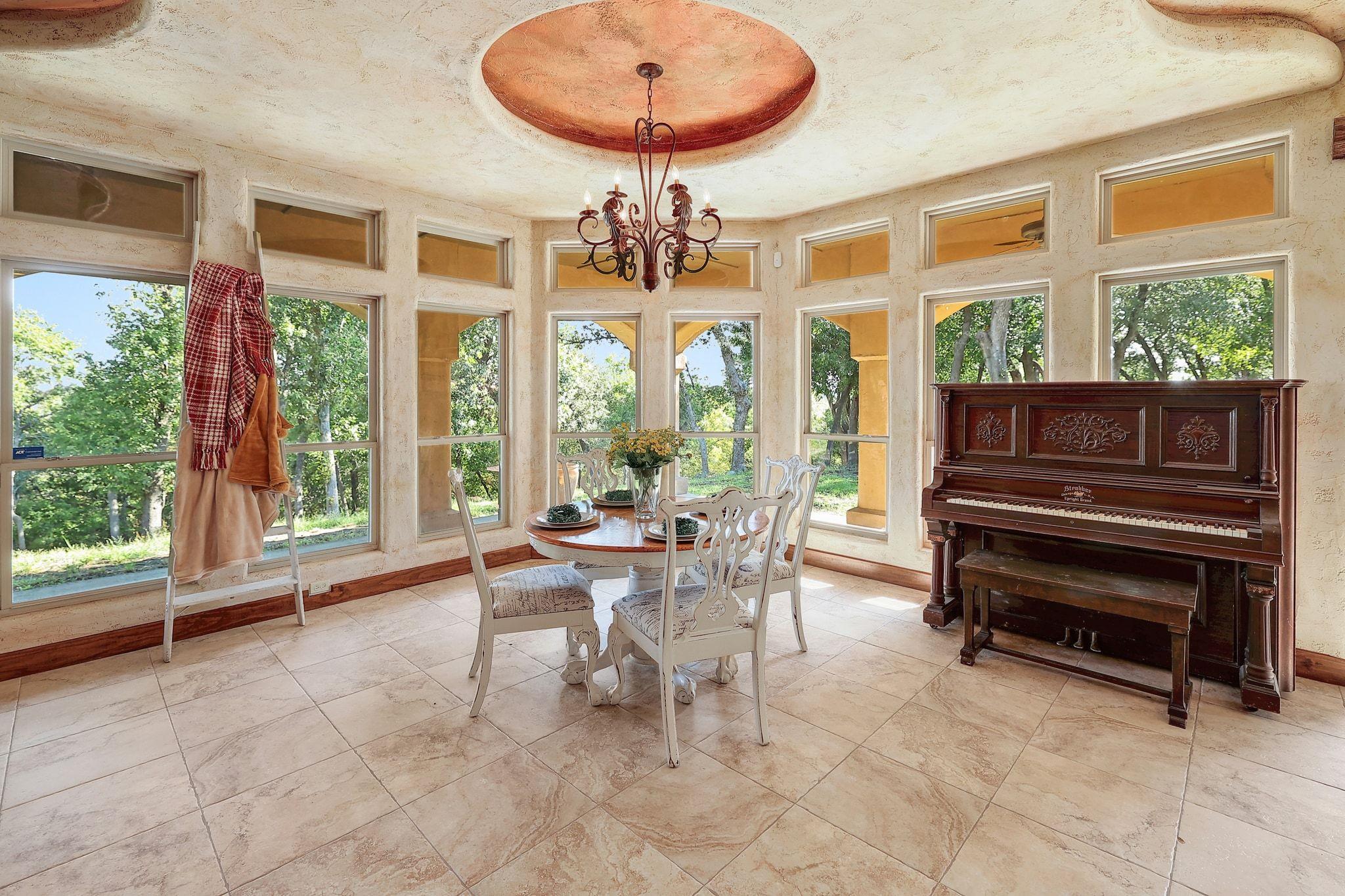 1120 Redbird Rd, Georgetown, TX 78626