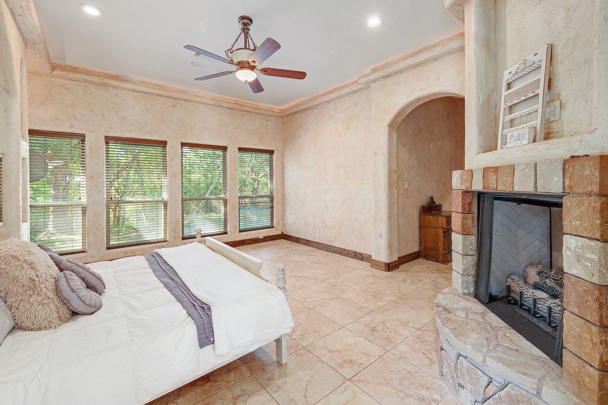 1120 Redbird Rd, Georgetown, TX 78626