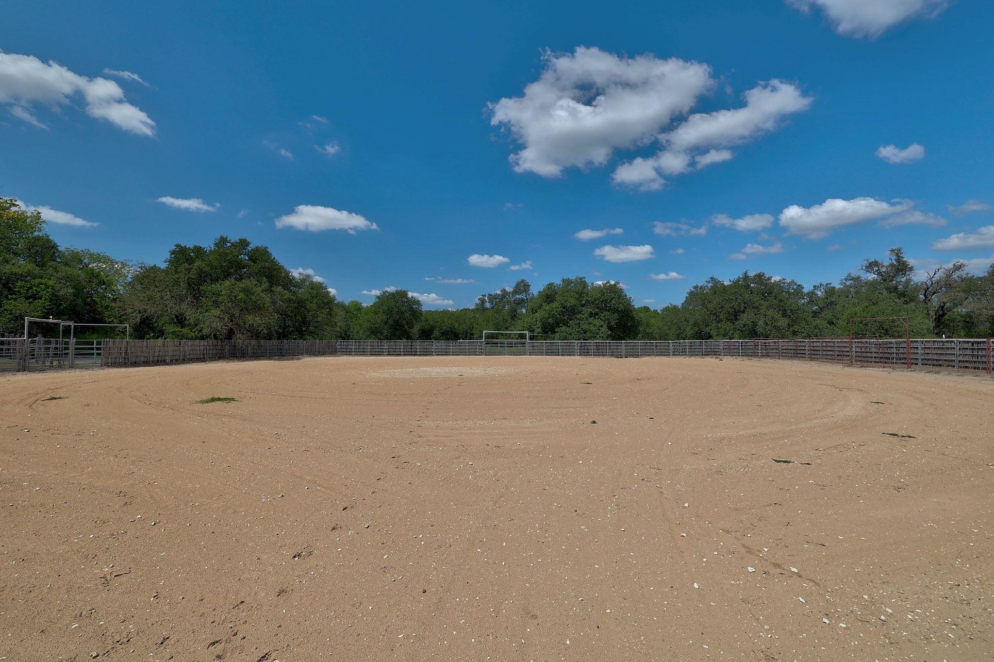 1120 Redbird Rd, Georgetown, TX 78626