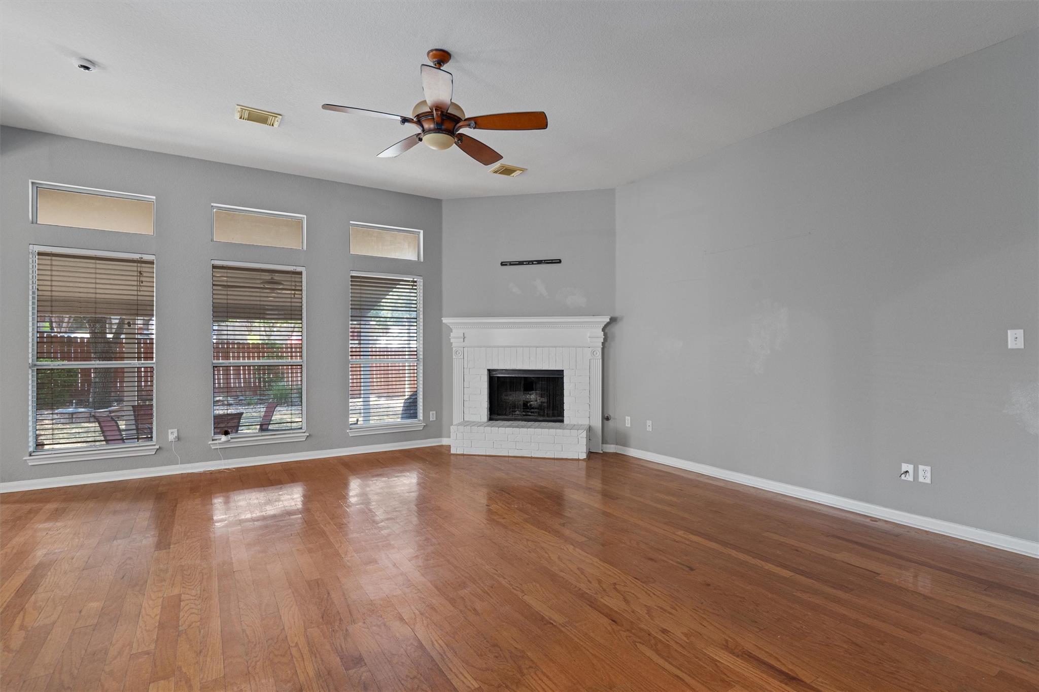 903 Cabriole Dr, Pflugerville, TX 78660