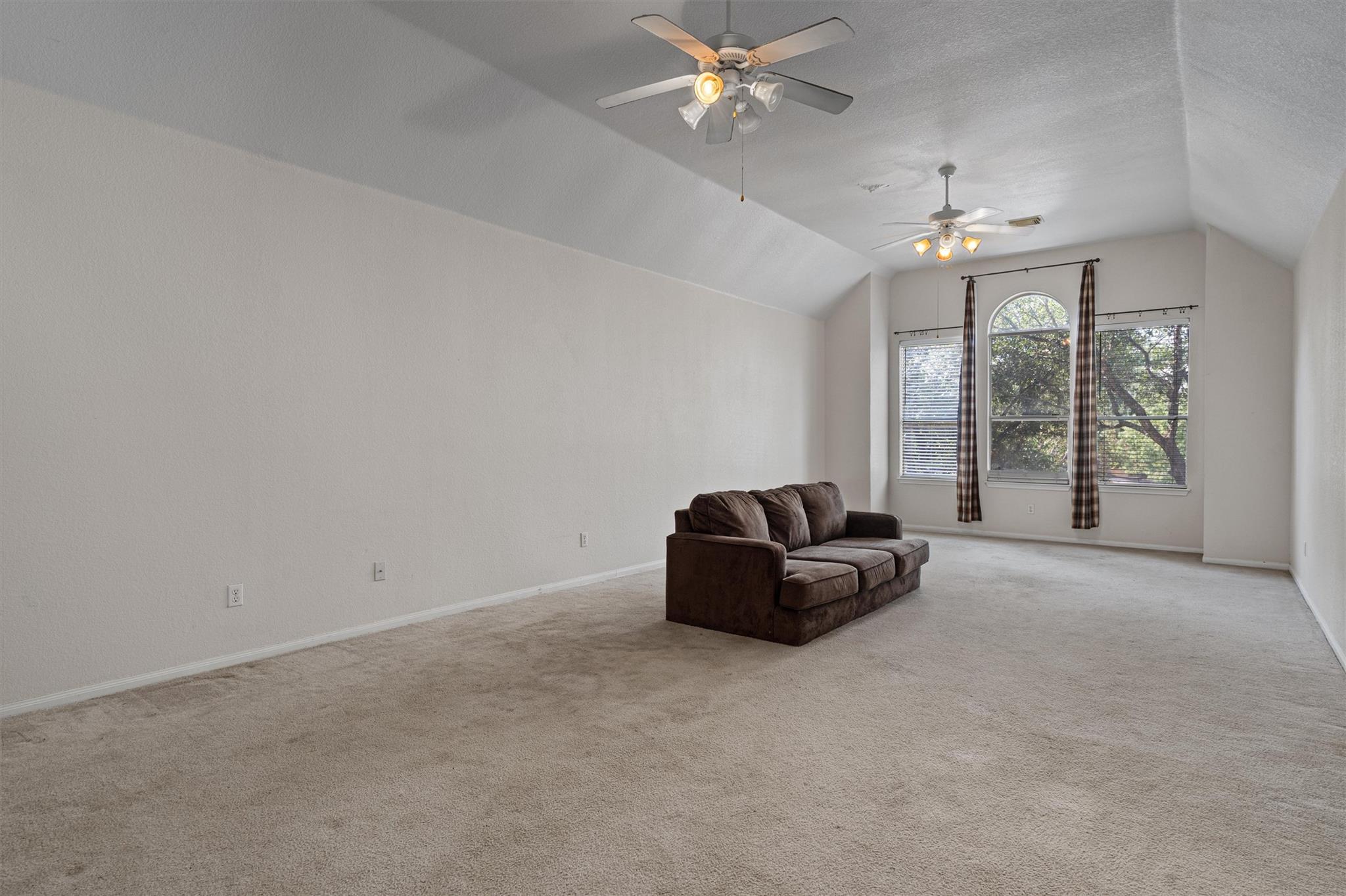 903 Cabriole Dr, Pflugerville, TX 78660