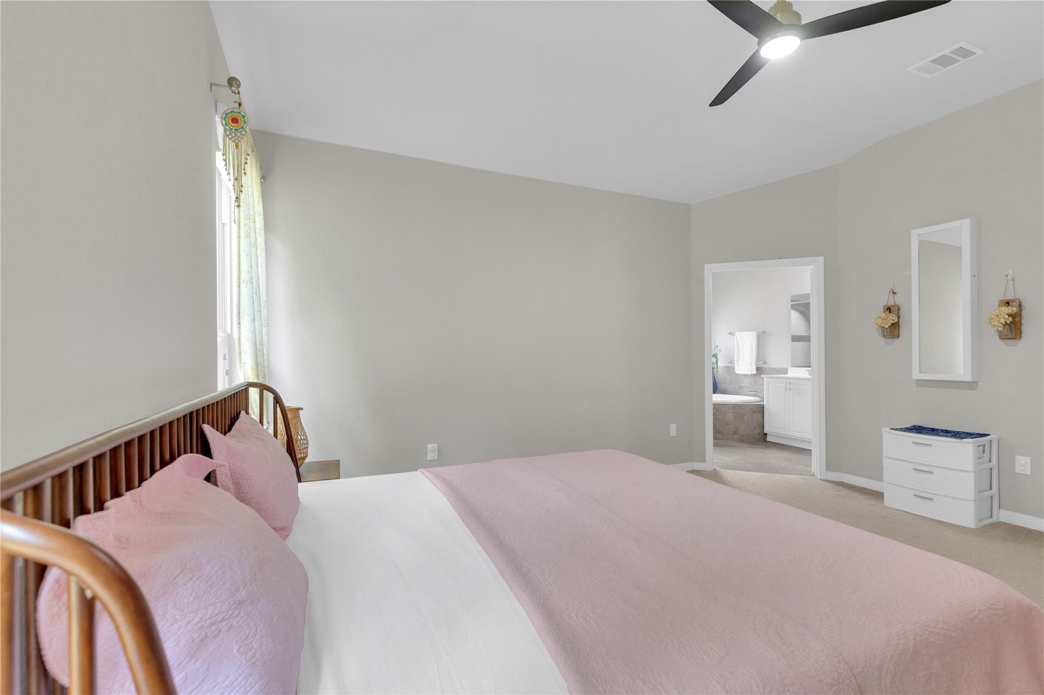 721 Schefer St, Leander, TX 78641