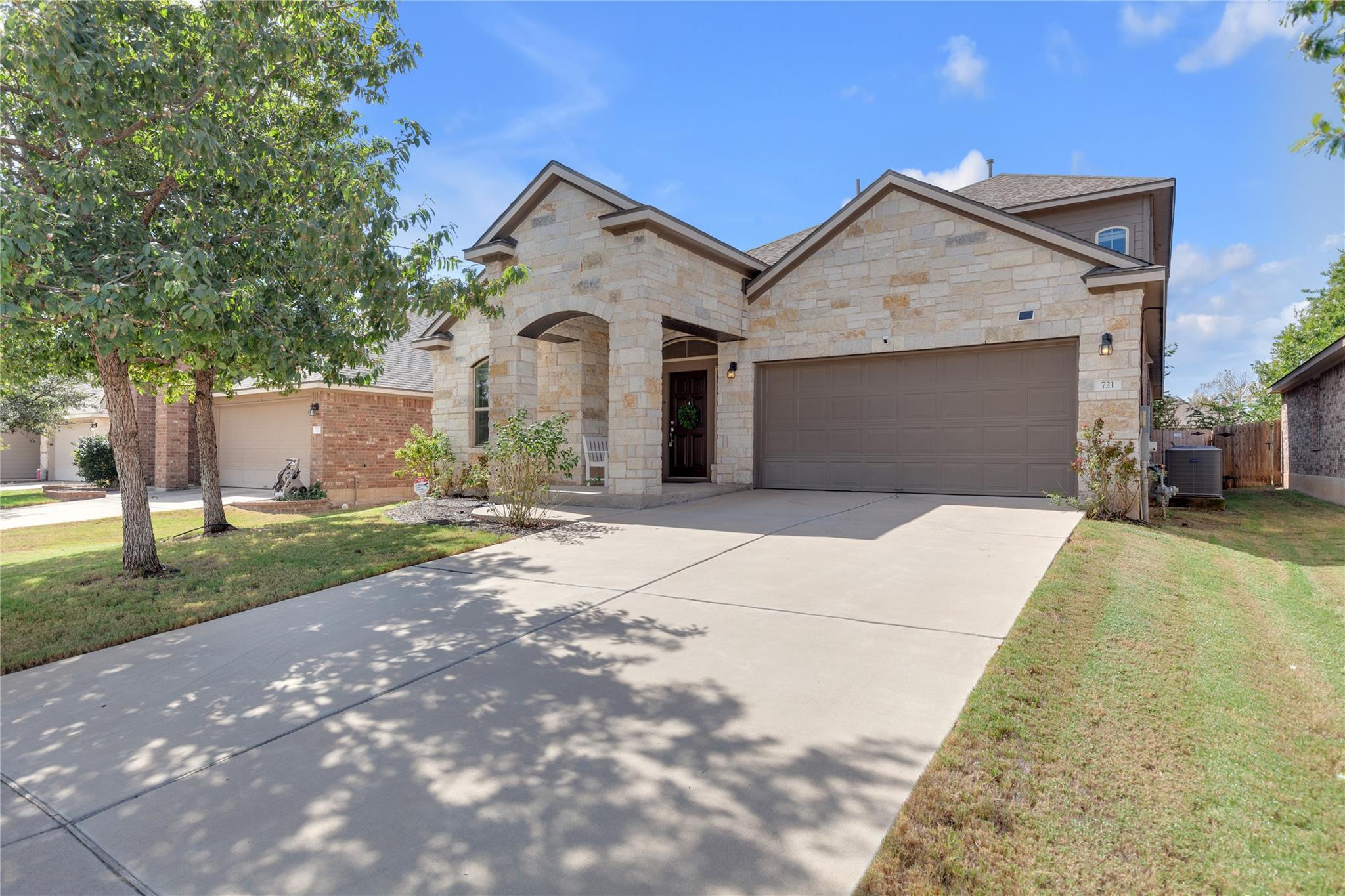 721 Schefer St, Leander, TX 78641