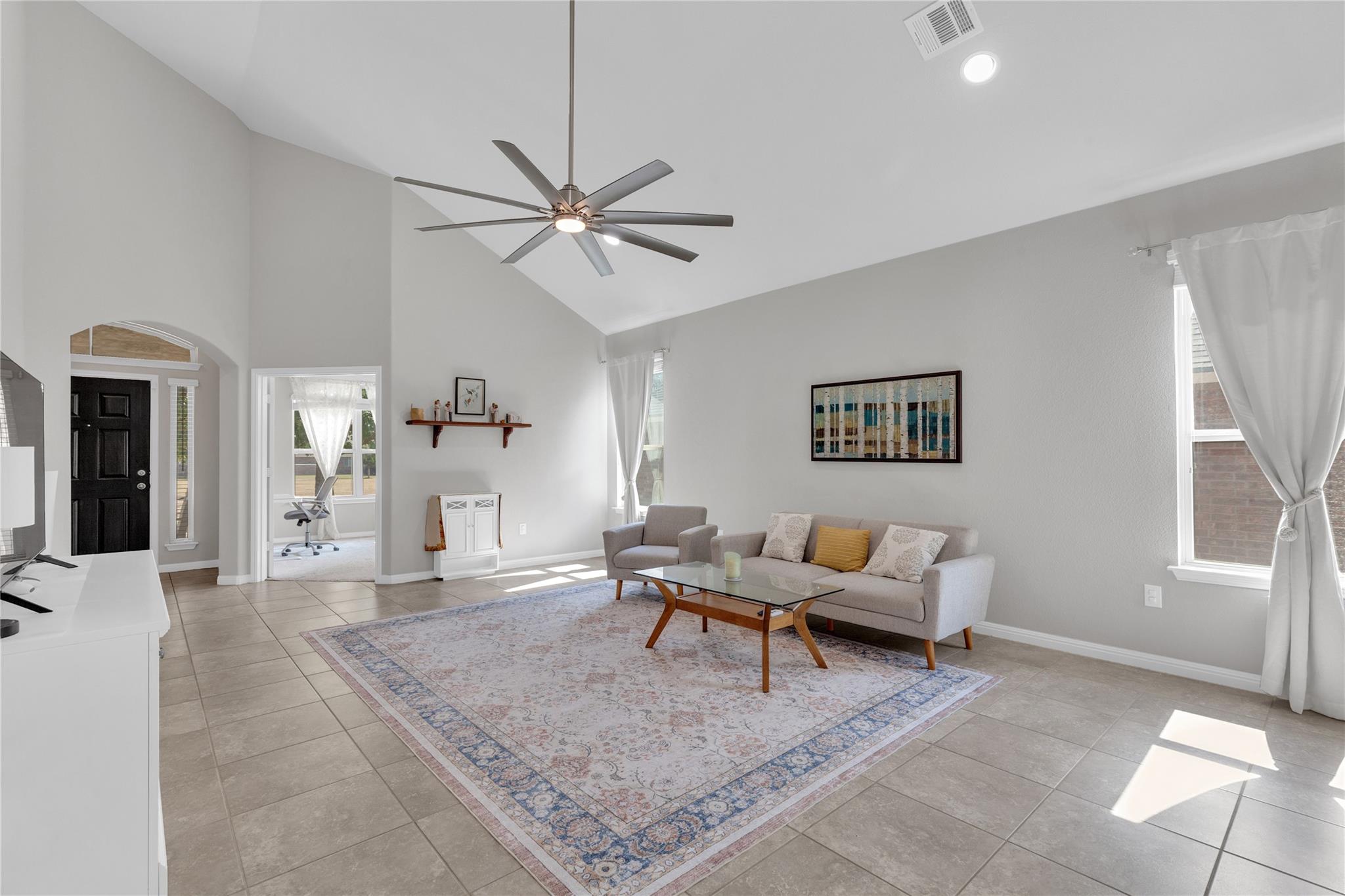 721 Schefer St, Leander, TX 78641