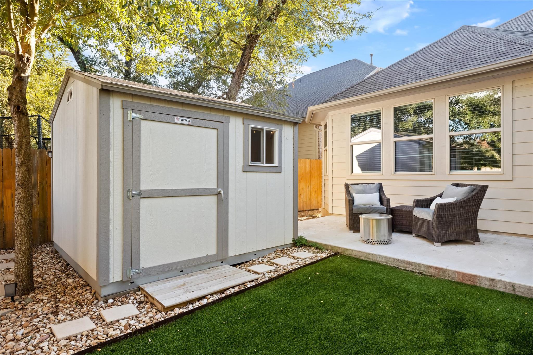 131 Sangaree Dr, Buda, TX 78610