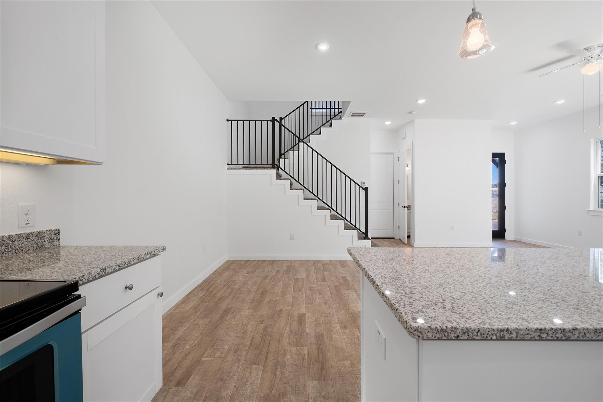 255 Lourdes Ct # A, Dripping Springs, TX 78620