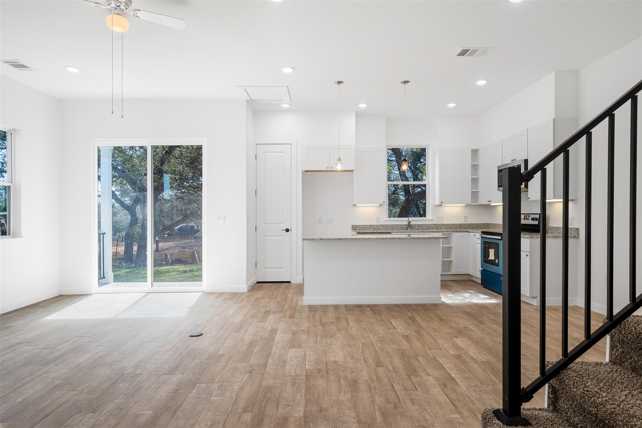 255 Lourdes Ct # A, Dripping Springs, TX 78620