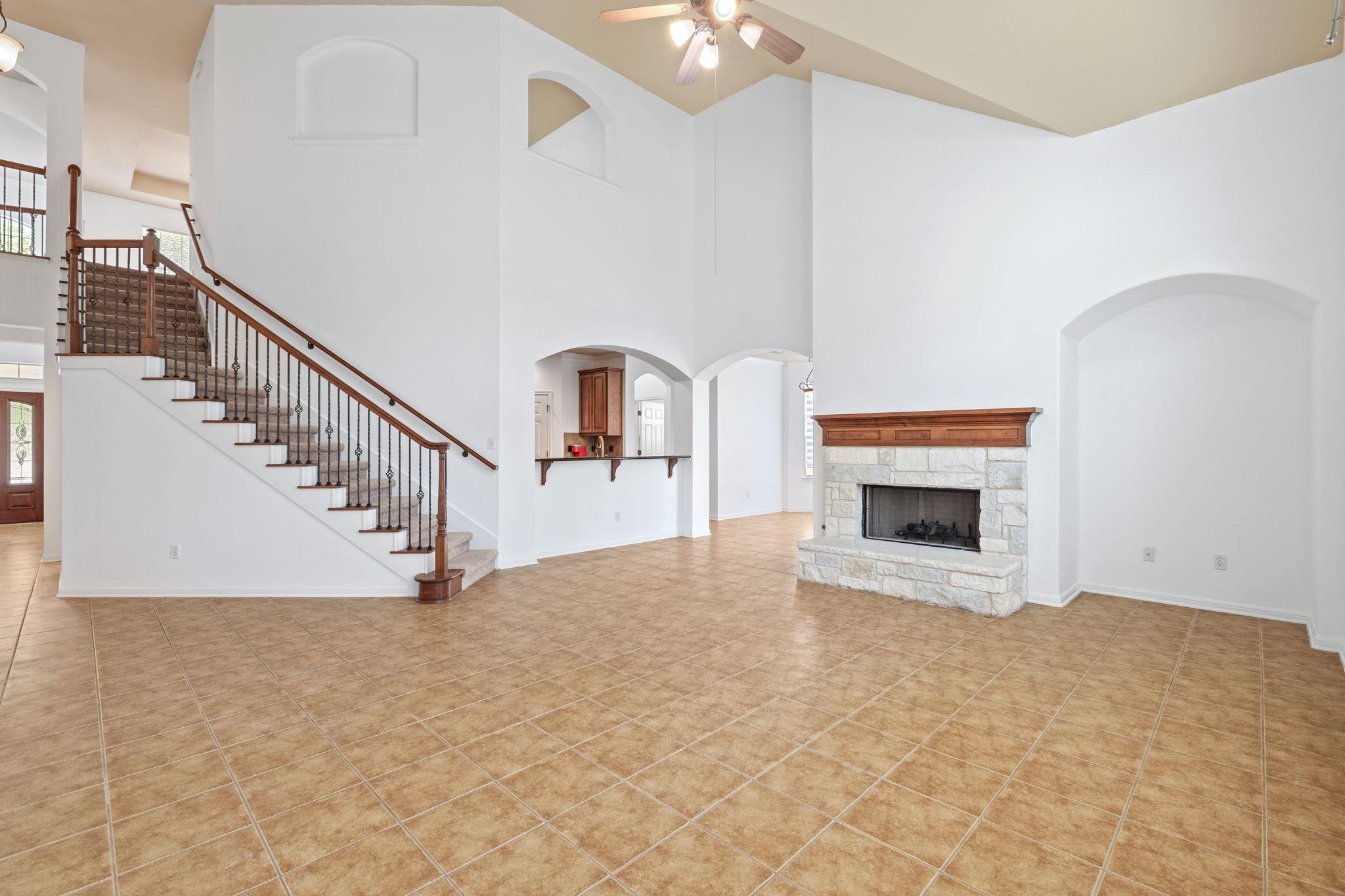 16304 Fincastle Dr, Austin, TX 78717