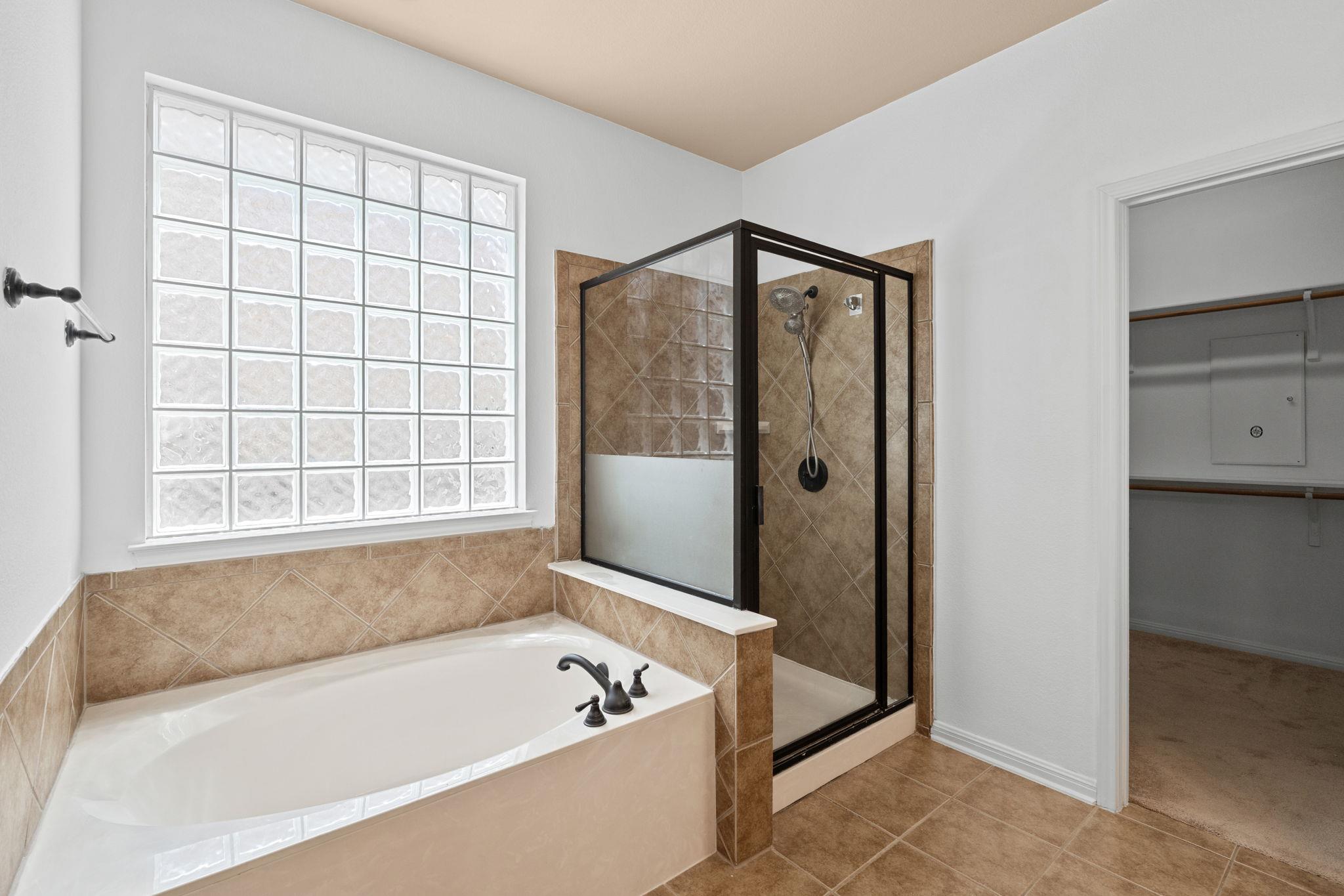 16304 Fincastle Dr, Austin, TX 78717