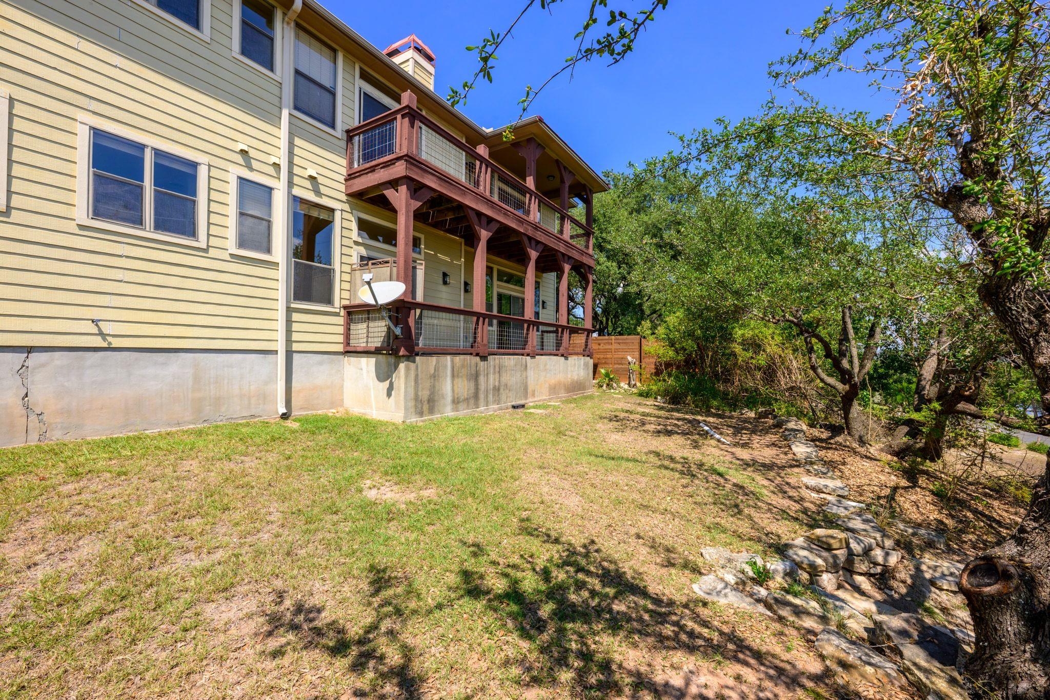 1101 OAK HURST Rd # 101, Austin, TX 78734