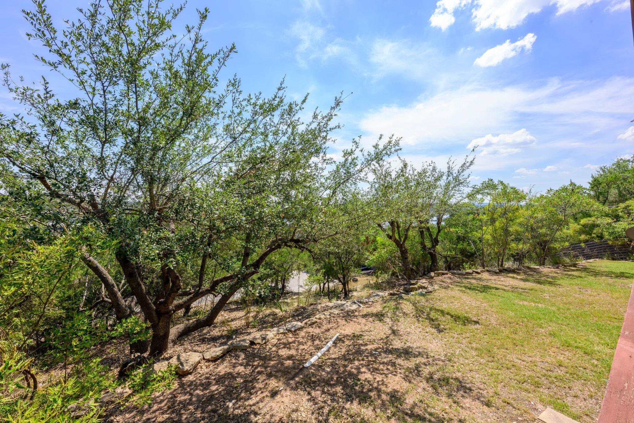 1101 OAK HURST Rd # 101, Austin, TX 78734