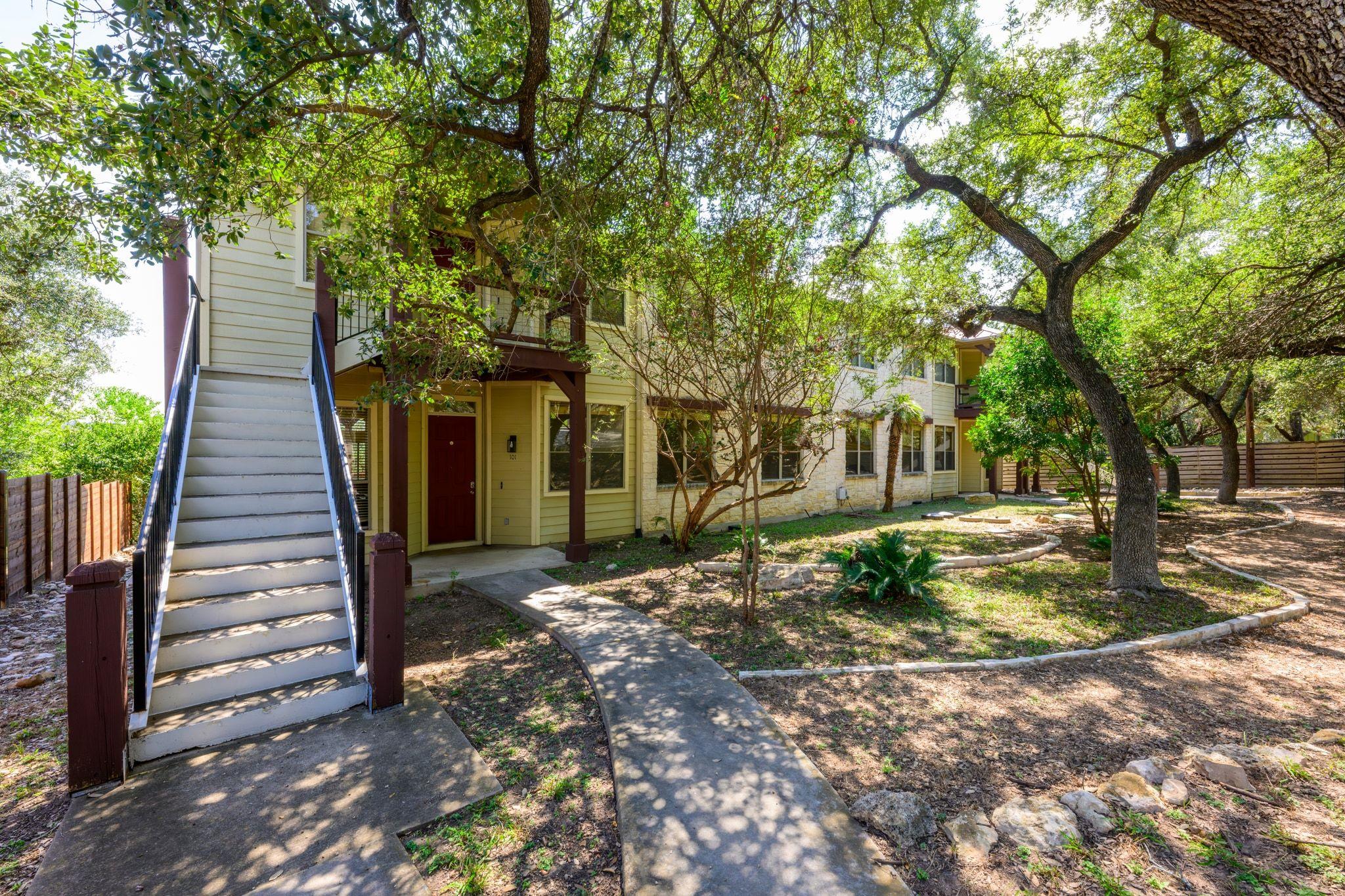 1101 OAK HURST Rd # 101, Austin, TX 78734