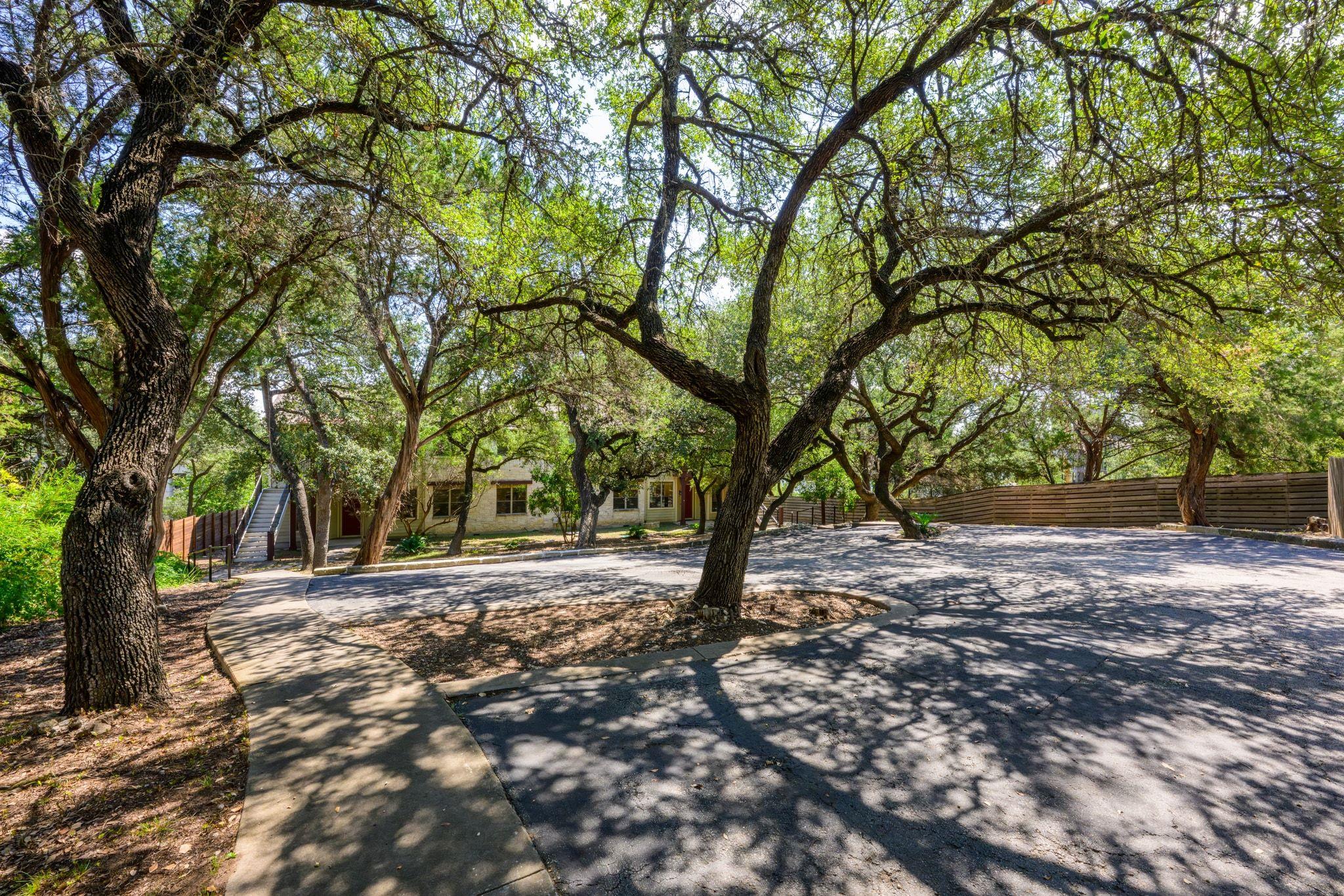 1101 OAK HURST Rd # 101, Austin, TX 78734