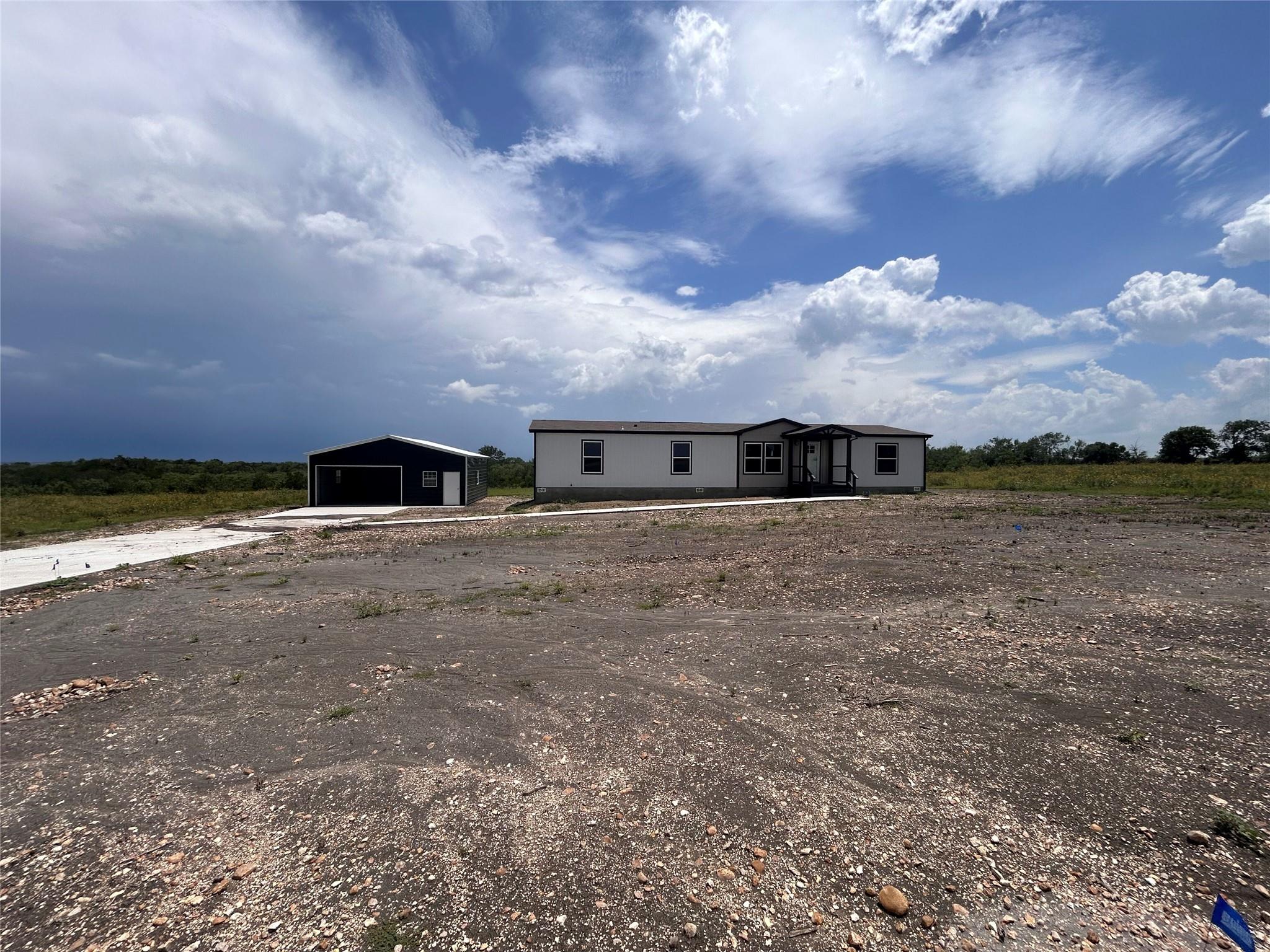 4920 Mustang Way, San Marcos, TX 78666