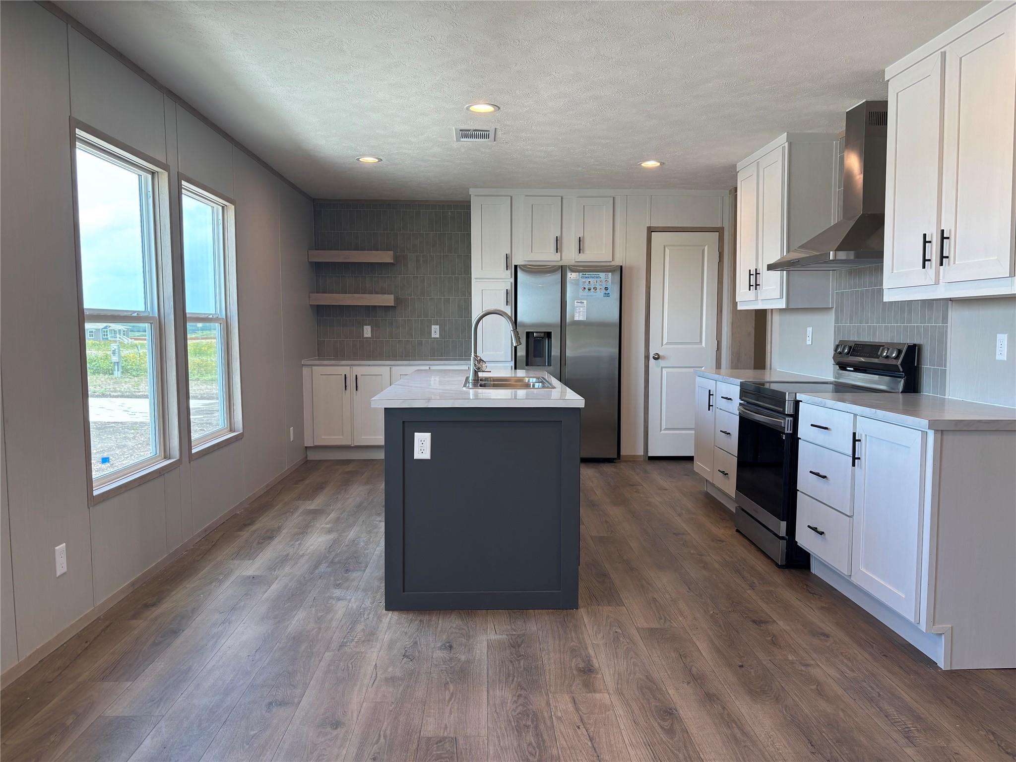 4920 Mustang Way, San Marcos, TX 78666