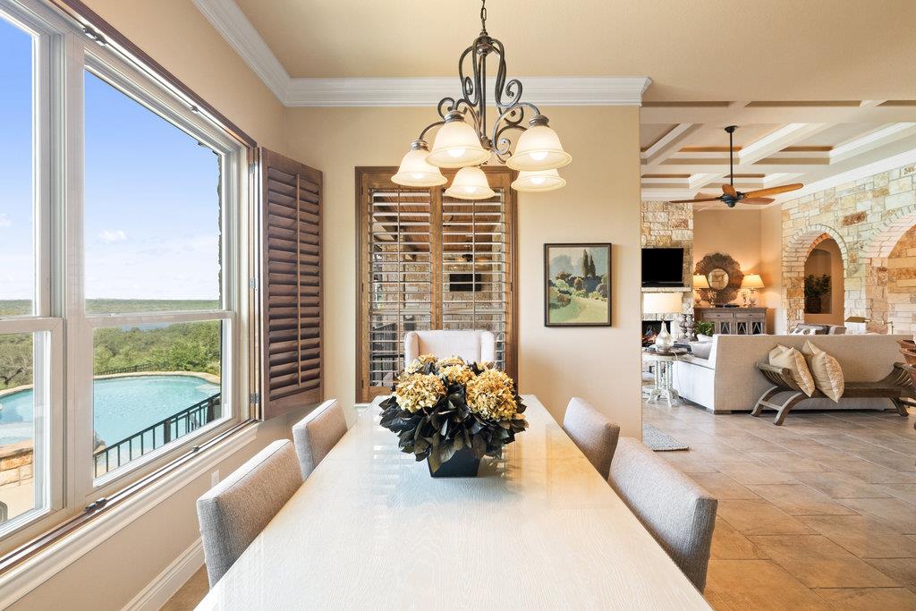 839 Wesley Ridge Dr, Spicewood, TX 78669