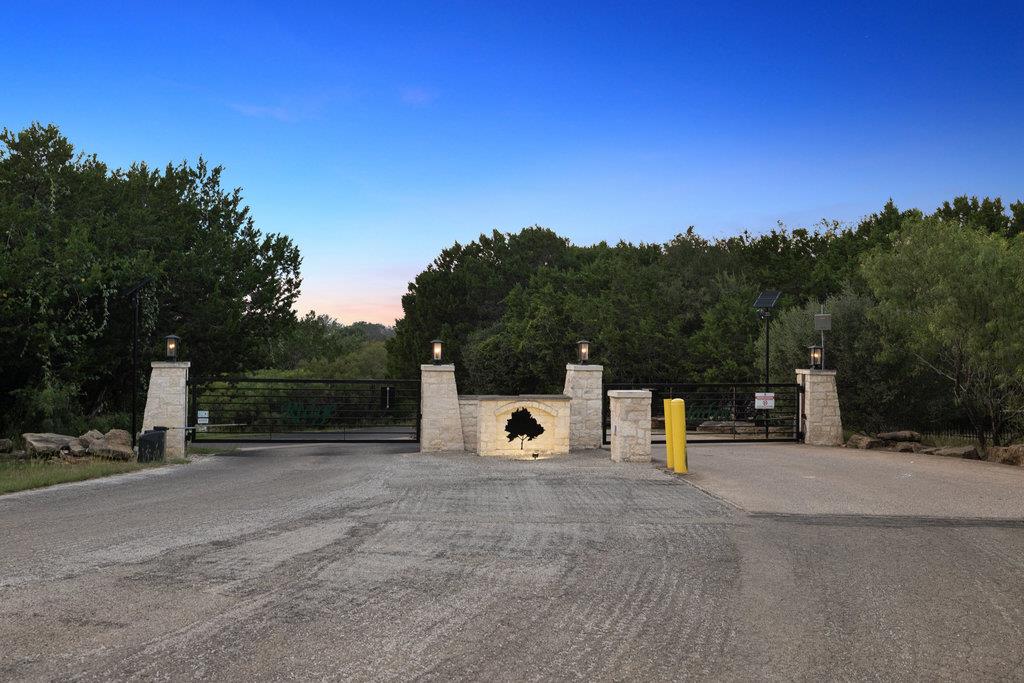 839 Wesley Ridge Dr, Spicewood, TX 78669