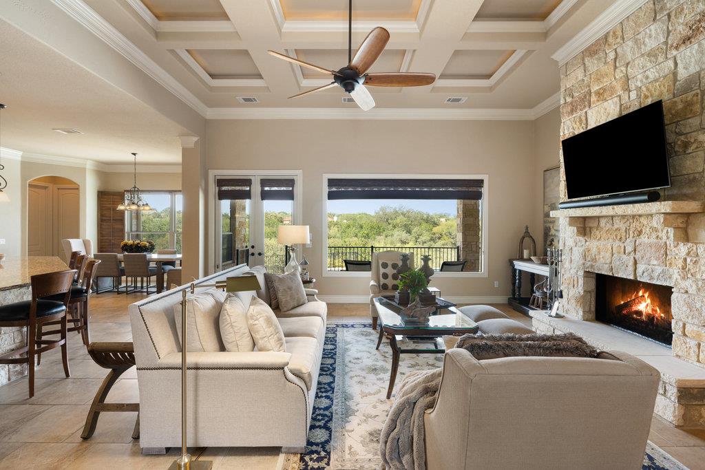 839 Wesley Ridge Dr, Spicewood, TX 78669