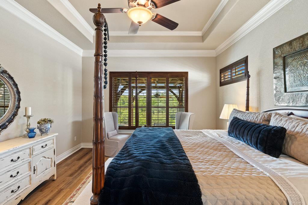 839 Wesley Ridge Dr, Spicewood, TX 78669