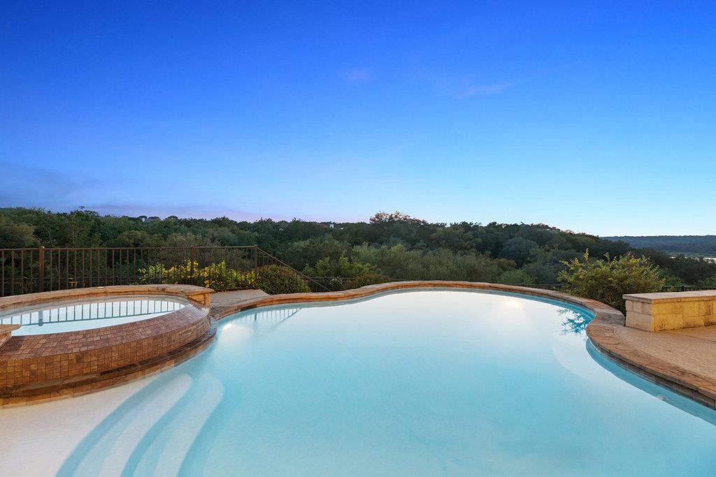 839 Wesley Ridge Dr, Spicewood, TX 78669