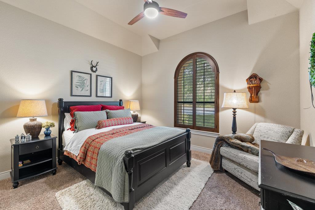 839 Wesley Ridge Dr, Spicewood, TX 78669