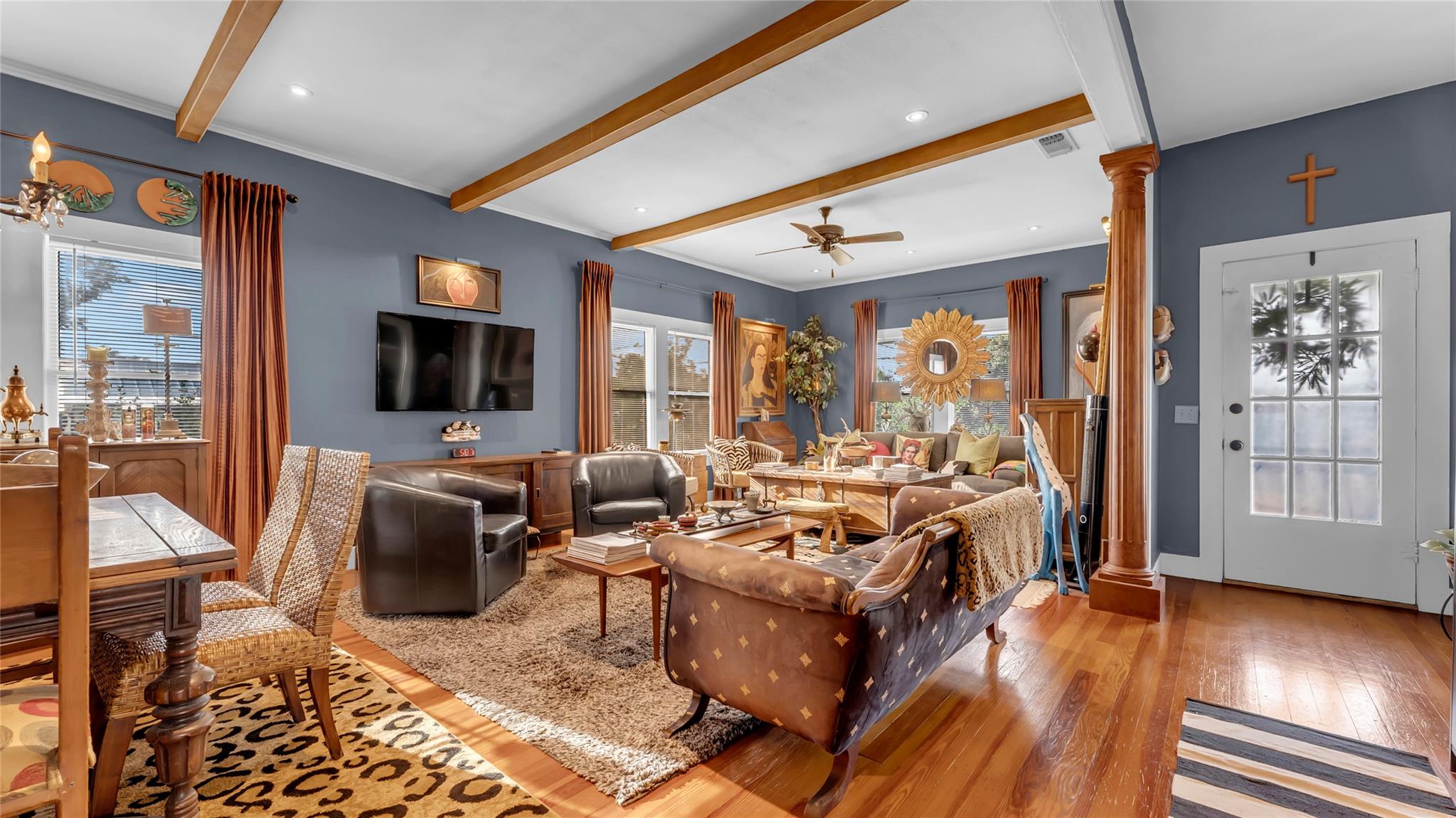 308 W Wallace St, Llano, TX 78643