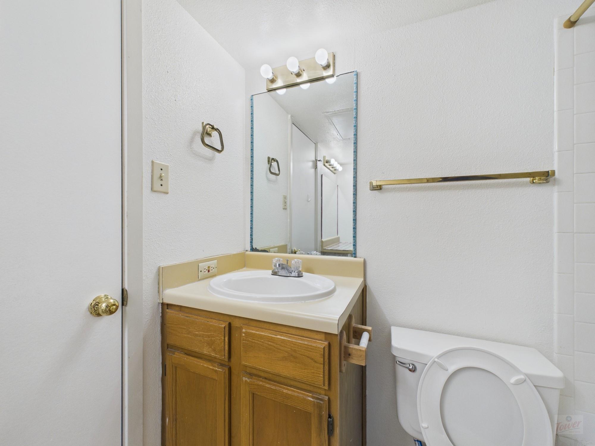 3115 Helms St # 301, Austin, TX 78705